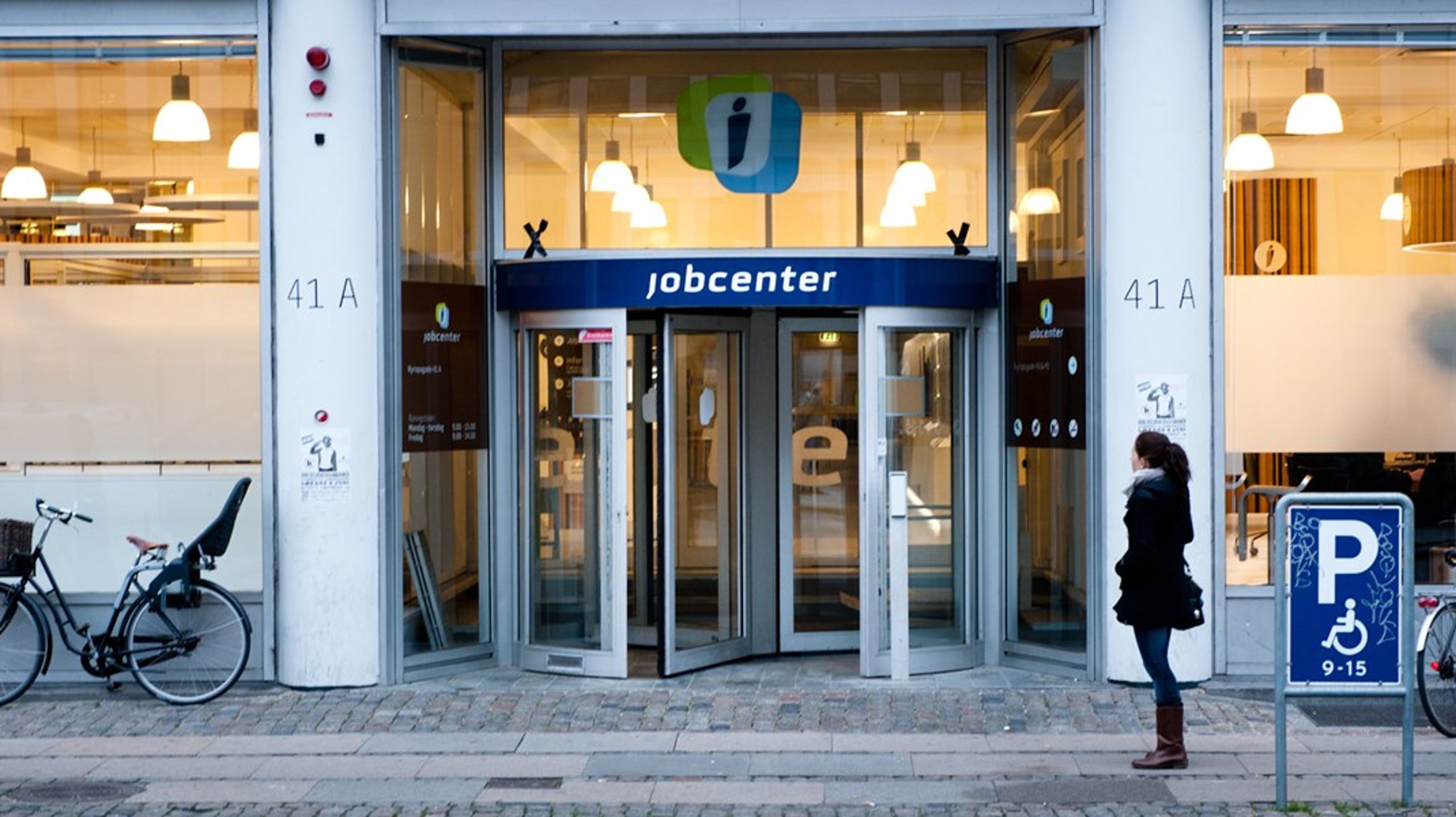 Der er ingen grund til bekymring hos hverken de borgerlige eller KL, selvom der spares penge i beskæftigelsesindsatsen, skriver Henrik Møller.&nbsp;