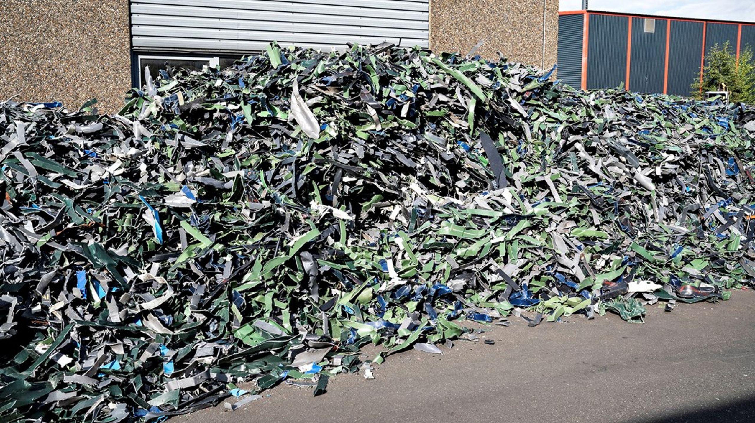 En ny vandmærketeknologi kan sikre, at mere plast bliver genanvendt, og derfor bør den blive en ny fælles ISO- eller EU-standard, skriver Ida Leisner.&nbsp;