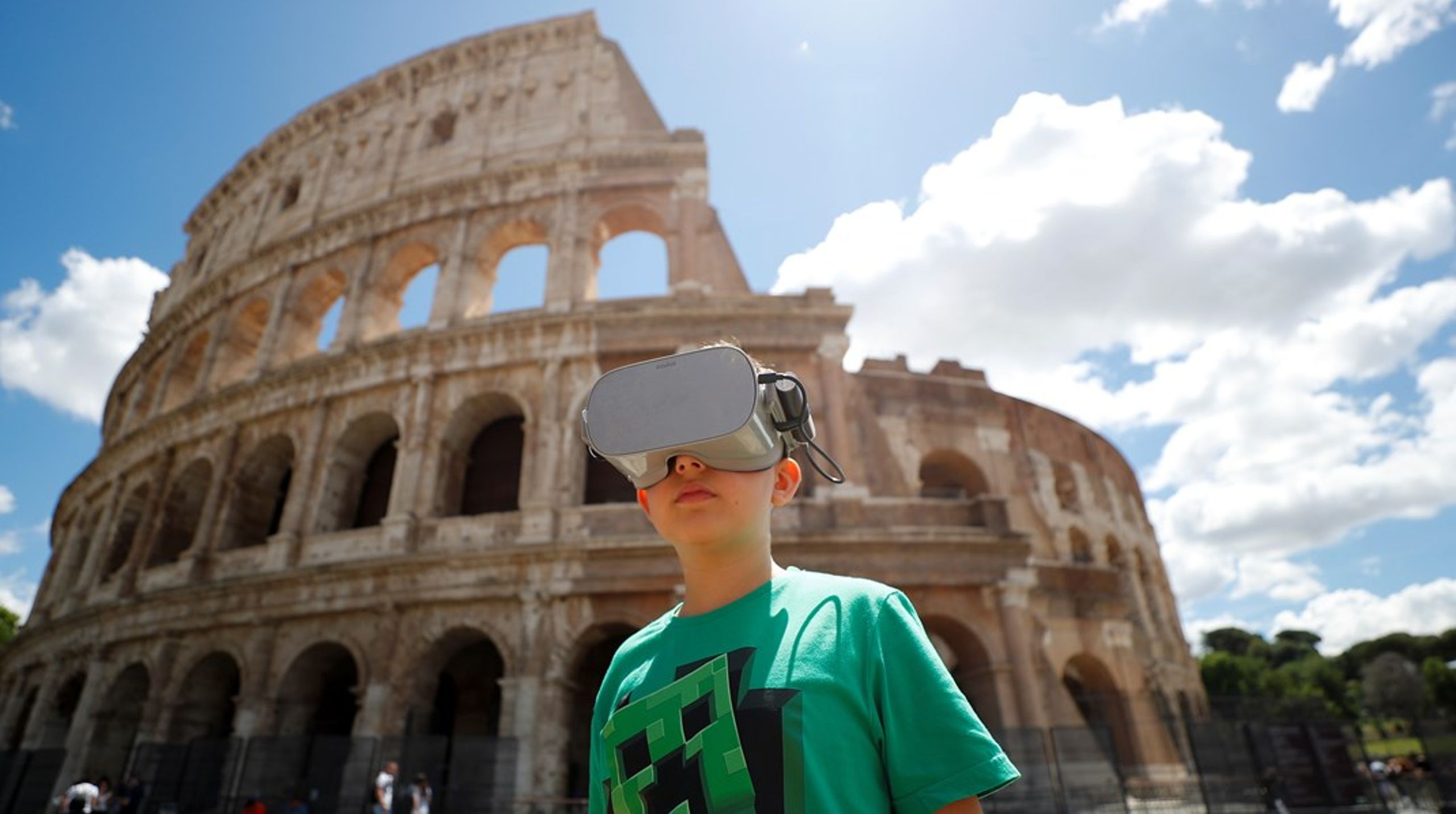 Det er banalt at drage paralleller fra&nbsp;Romerrigets forfald og til nutidens vestlige samfund. Alligevel forekommer det uomgængeligt, skriver Johanne Dalgaard.