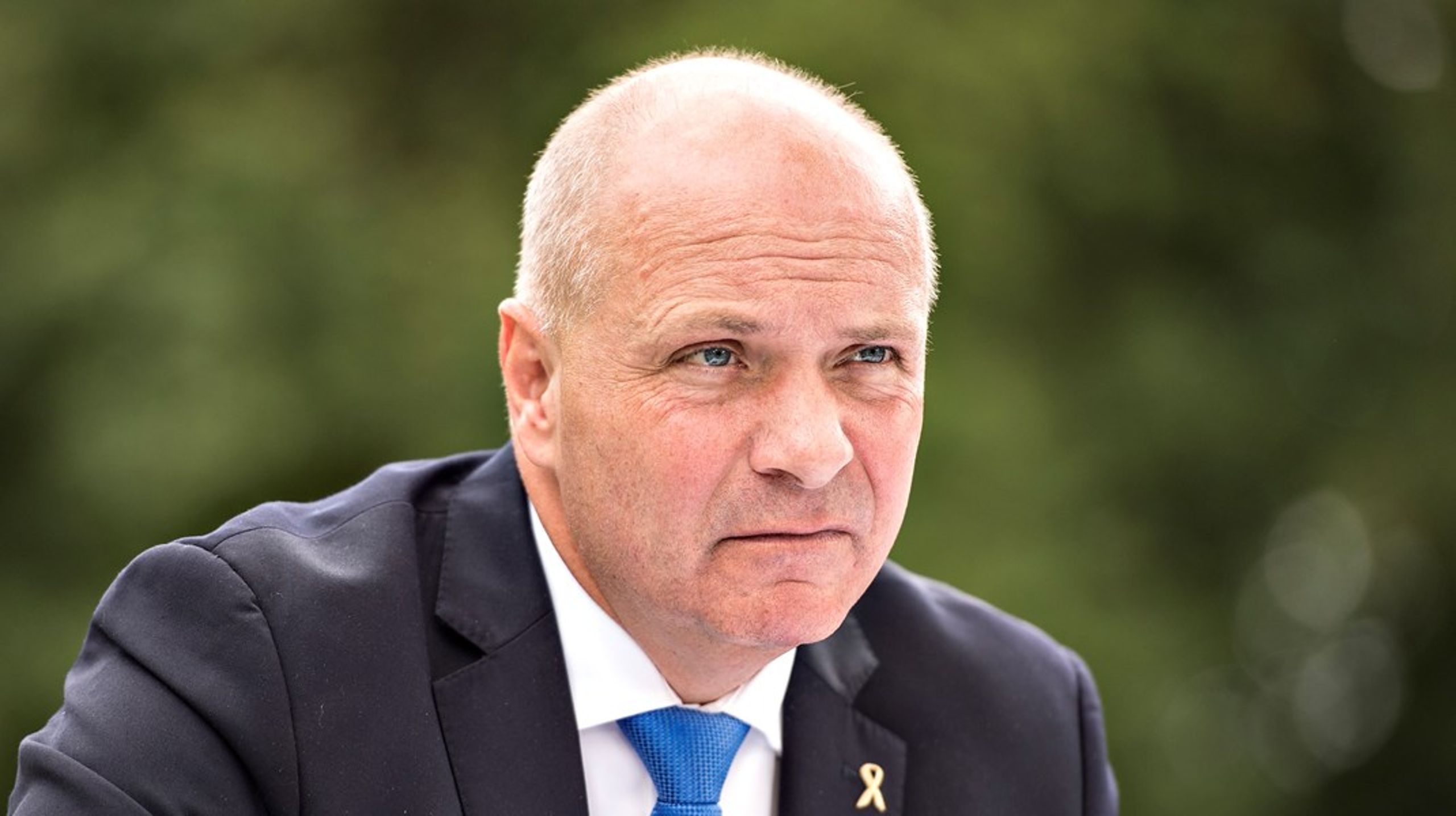 Jeg mener fortsat, at EU
ofte blander sig i for mange sager, hvor kompetencen skal ligge hos de enkelte
medlemsstater, skriver Søren Gade.