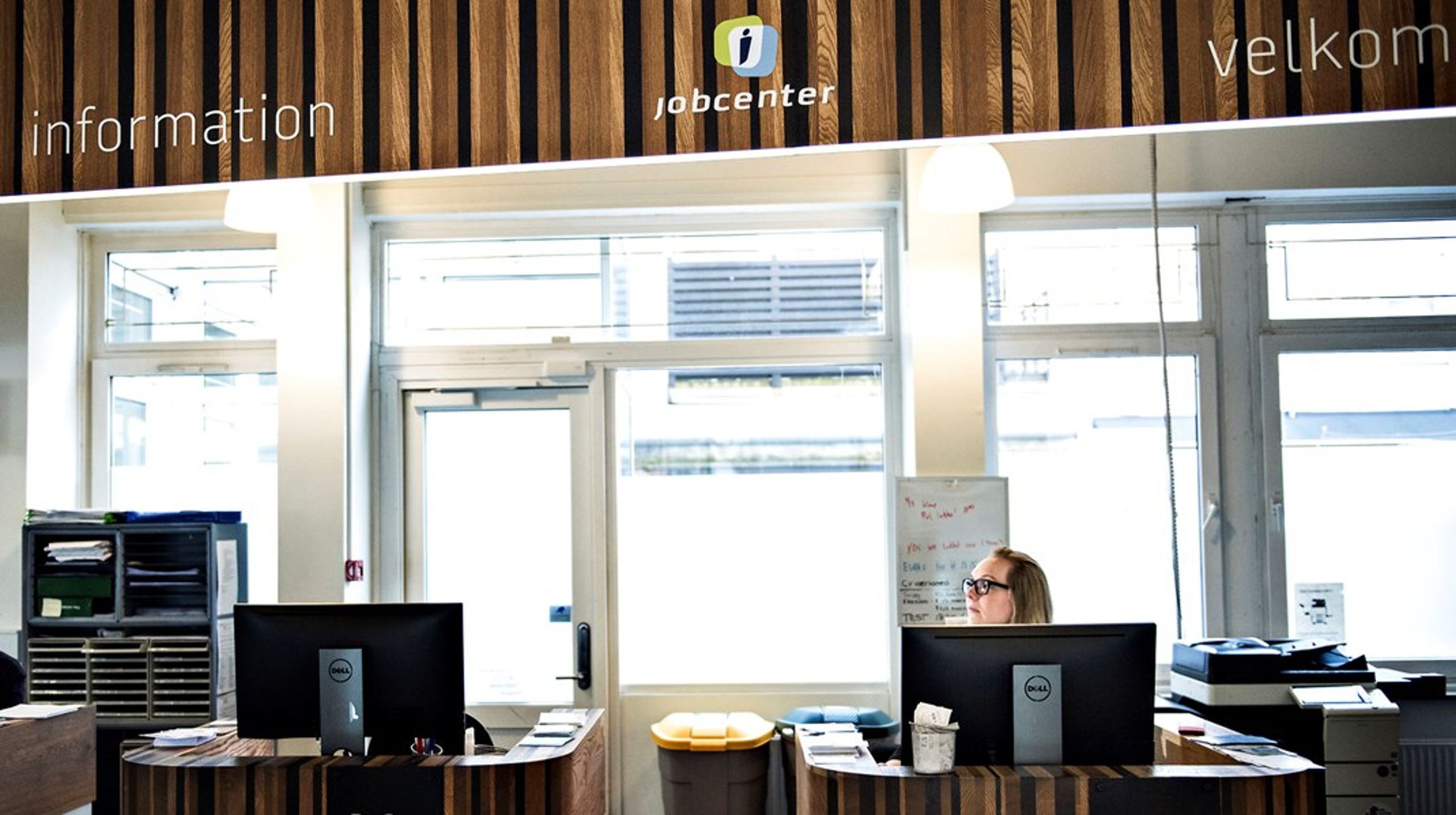 Problemet er ikke manglen på relevante tilbud til ledige.&nbsp;Problemet er de manglende ressourcer til at betale for tilbuddene – og at regeringen nu lægger op til, at besparelser i jobcentrene skal finansiere Arne-pensionen, skriver&nbsp;Ditte Gottlieb Bredahl.