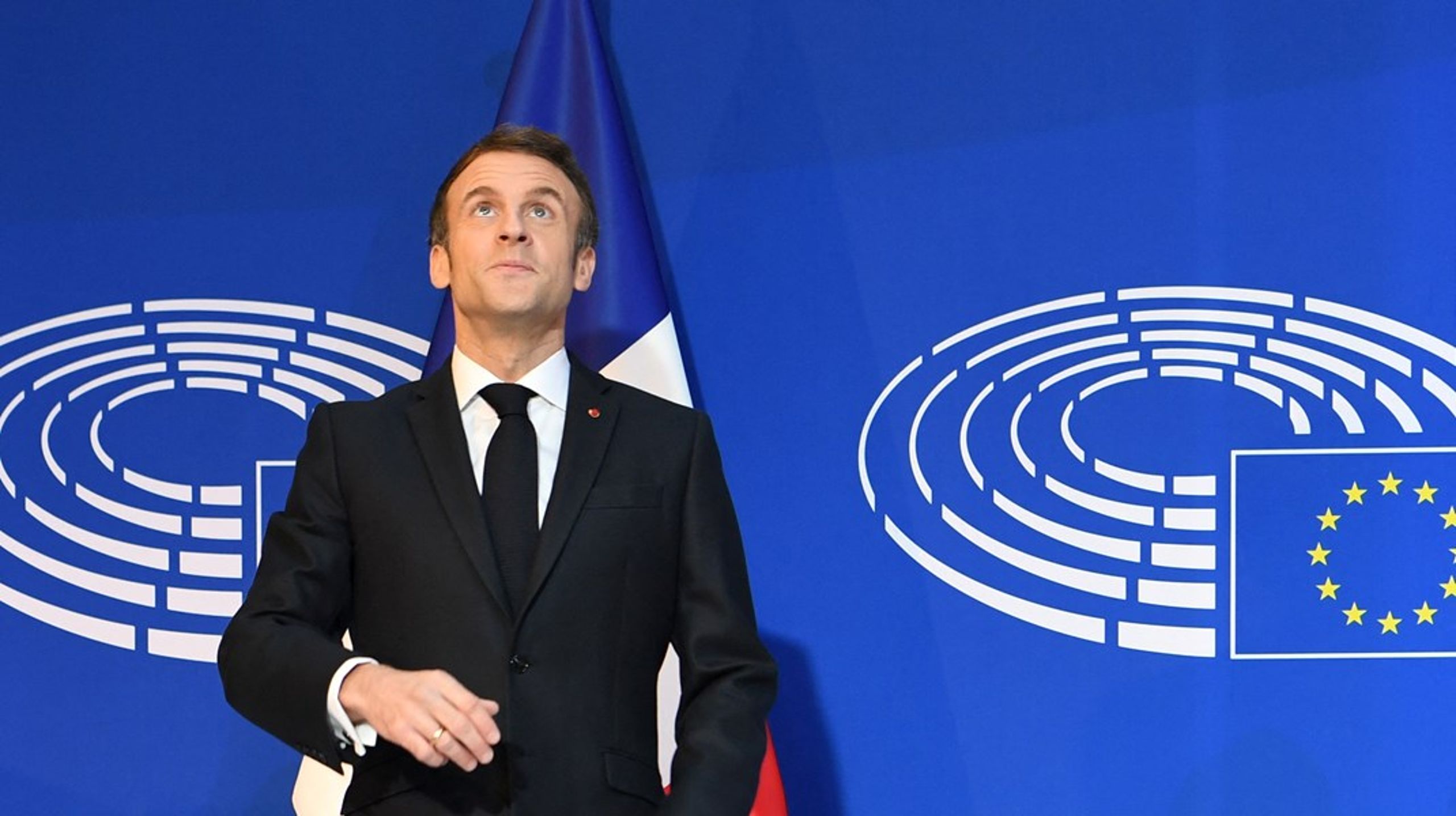 Stod det til præsident Macron ville der om et par uger opnås enighed om et forslag til ny ordning for europæisk sikkerheds- og stabilitet, forhandlet først i EU, så med Nato og til sidst med russerne, skriver&nbsp;Kirsten Malling Biering.