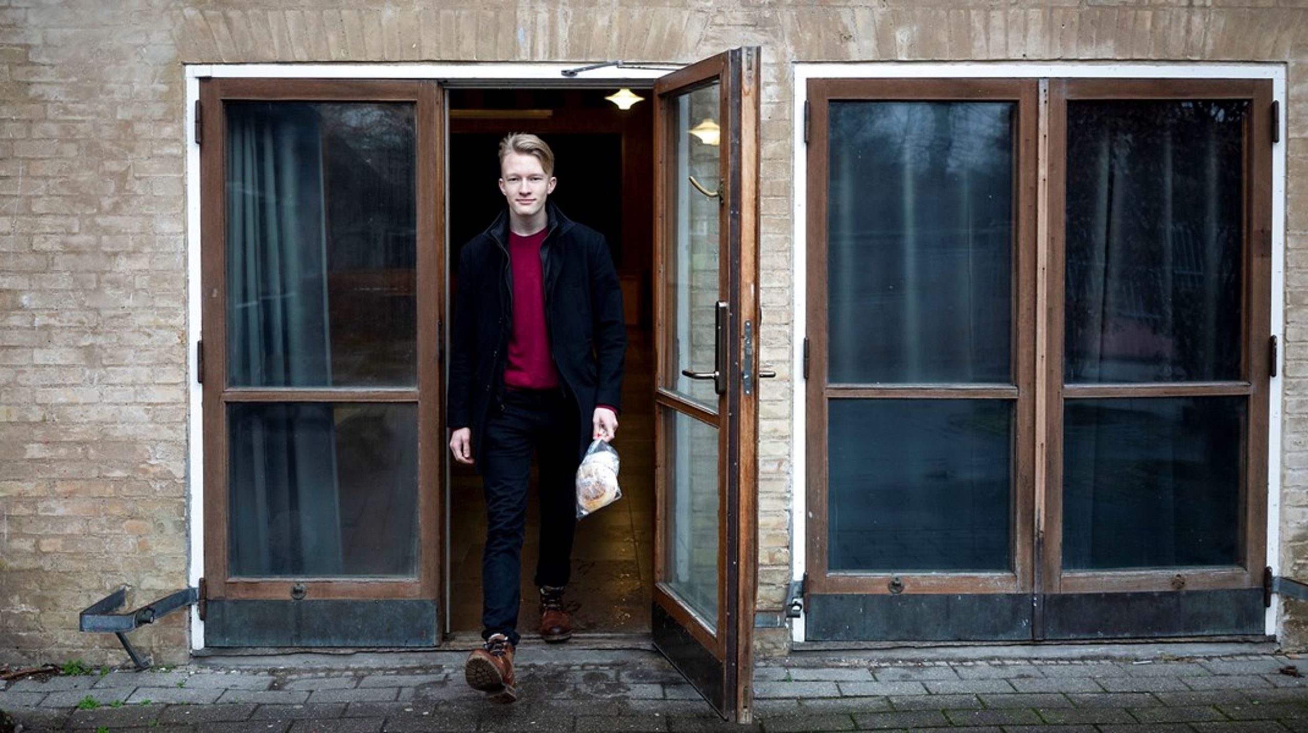 Johannes&nbsp;Sebastian&nbsp;Lundgaard,&nbsp;15&nbsp;år&nbsp;og&nbsp;medlem&nbsp;i et opgaveudvalg i&nbsp;Gentofte&nbsp;kommune, som skal&nbsp;få&nbsp;kommunens&nbsp;unge&nbsp;til&nbsp;at&nbsp;drikke&nbsp;mindre. Måske et eksempel på fremtidens kommunale involvering af civilsamfund og borgere&nbsp;i politikdannelse - som ikke nødvendigvis går gennem foreninger.&nbsp;