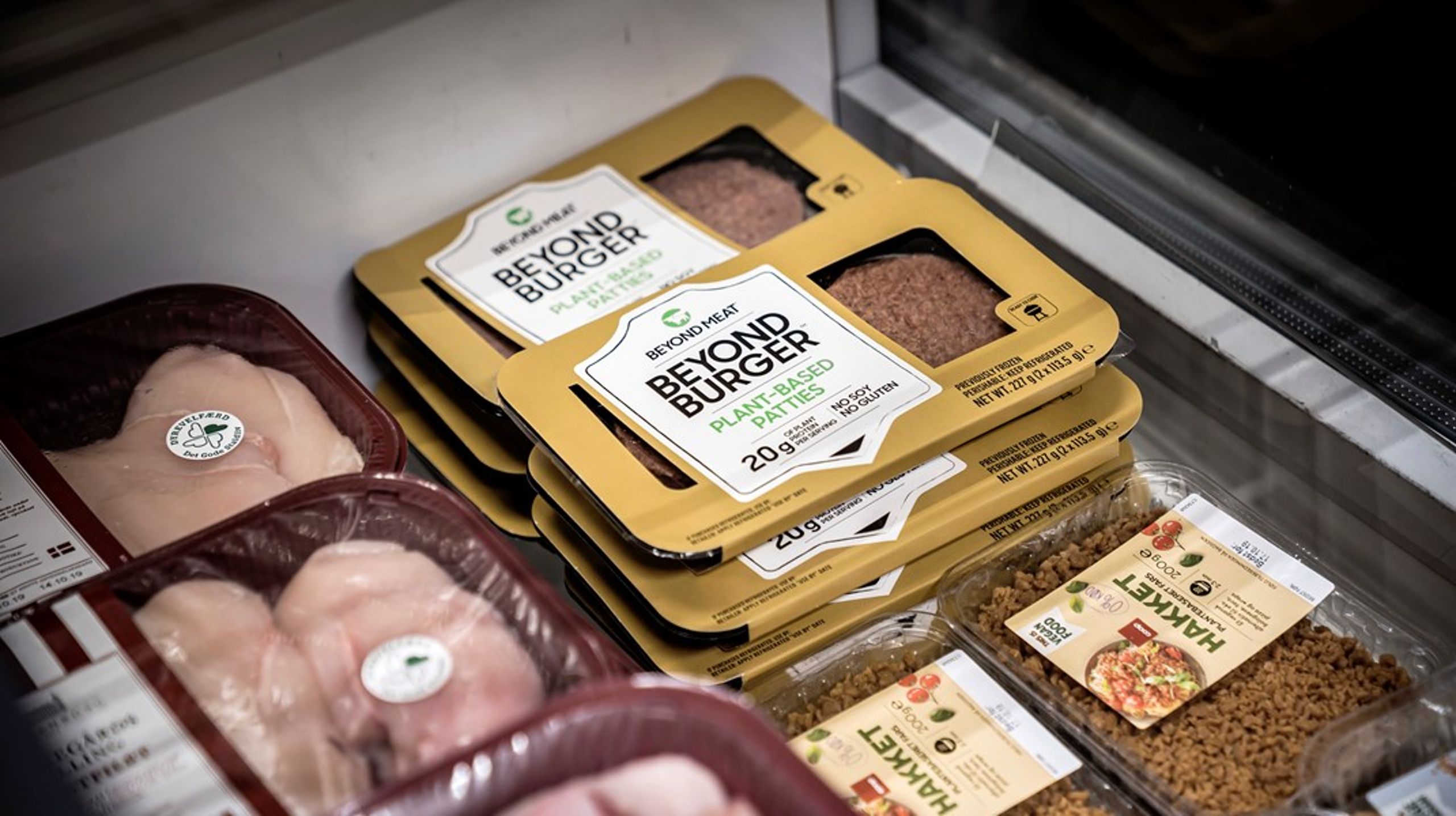 En ny oprettet plantefond, som kan støtte udviklingen af plantebaserede fødevarer med 75 millioner kroner om året, og en målretning&nbsp;af noget af landbrugsstøtten til plantebaserede fødevarer vil sætte skub i danskernes klimavenlige valg ved køledisken, skriver Søren Egge Rasmussen (Ø).