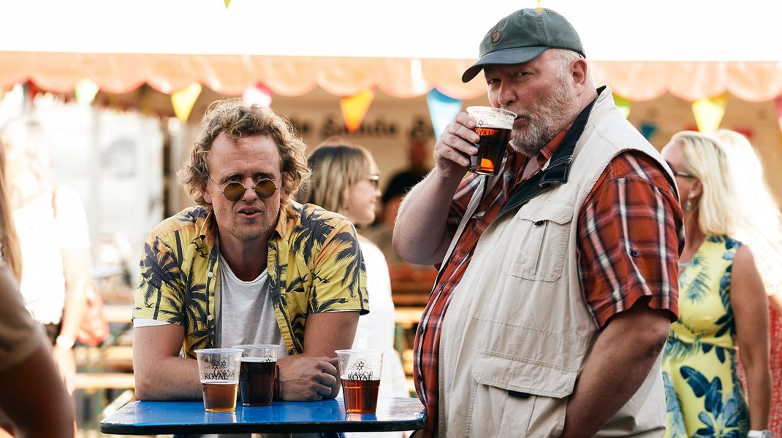 TV-serien Hvide Sande er et eksempel på, at der er afledte erhvervseffekter, når man laver regionale tv-produktioner. Bare produktionen medførte&nbsp;5.000 overnatninger i
Ringkøbing Skjern Kommune, skriver&nbsp;Steffen Damsgaard, Steen Risom og Klaus Hansen.