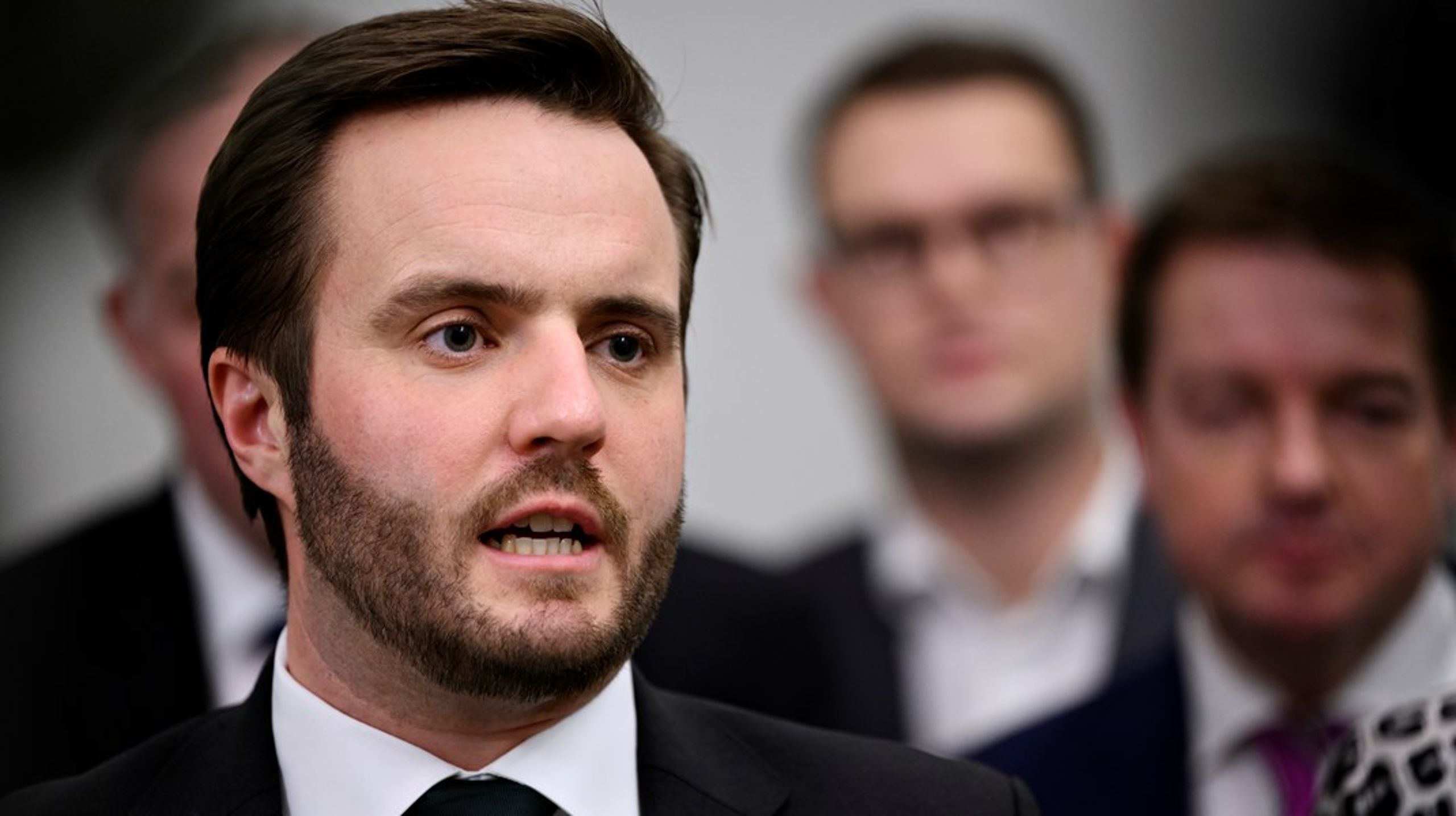 Erhvervsministeren vil ikke pege på, hvilke af de omkring 200 erhvervsstøtteordninger han ønsker at spare væk, før en endnu ikke nedsat ekspertgruppe kommer med anbefalinger.&nbsp;