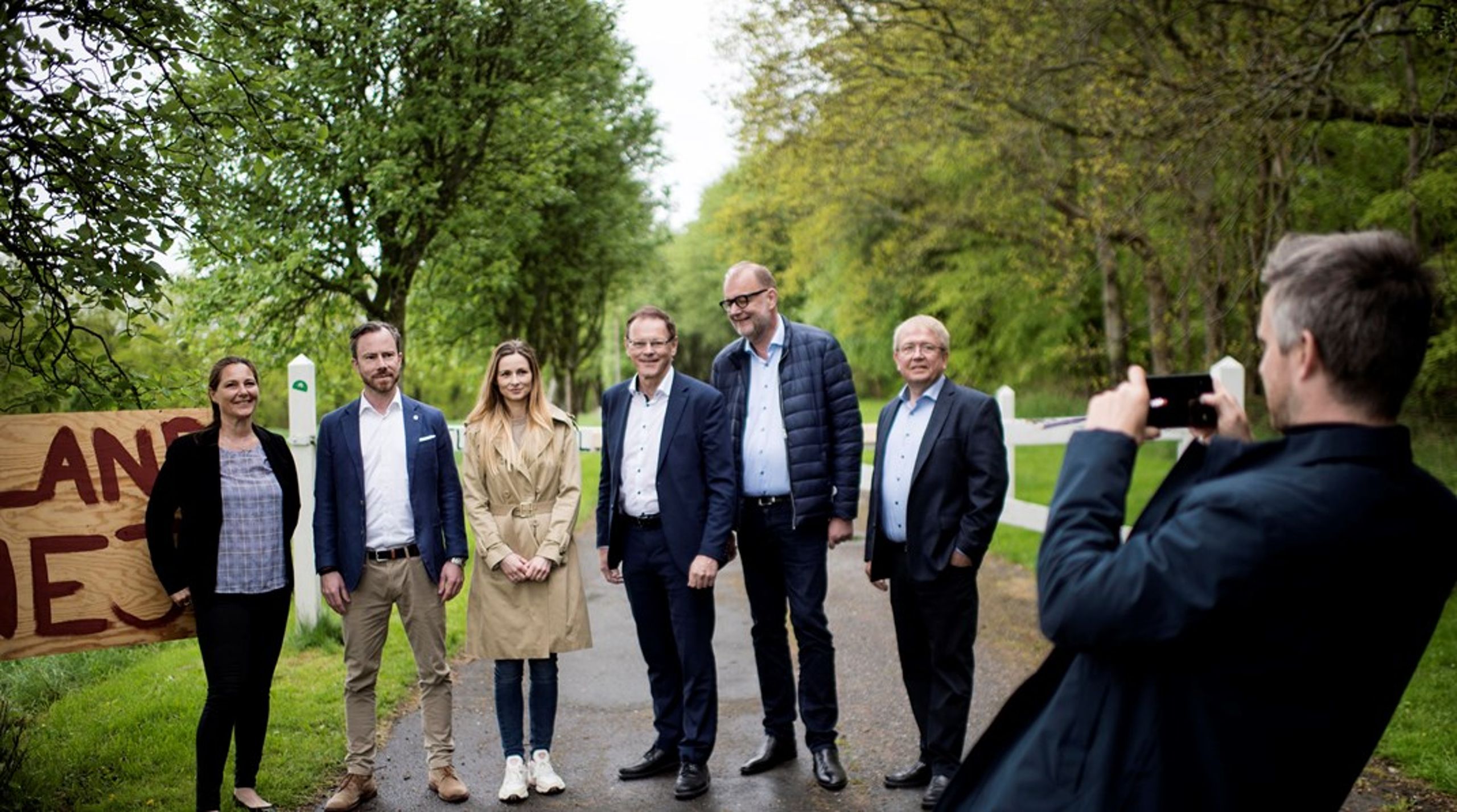 Der er brug for en indsats til styrkelse til styrkelse af biodiversiteten i Danmarks natur, Venstre er klar til at genforhandle lovgivningen og konceptet, så der kan laves en løsning, som både naturen og mennesker vil være glade for.&nbsp;