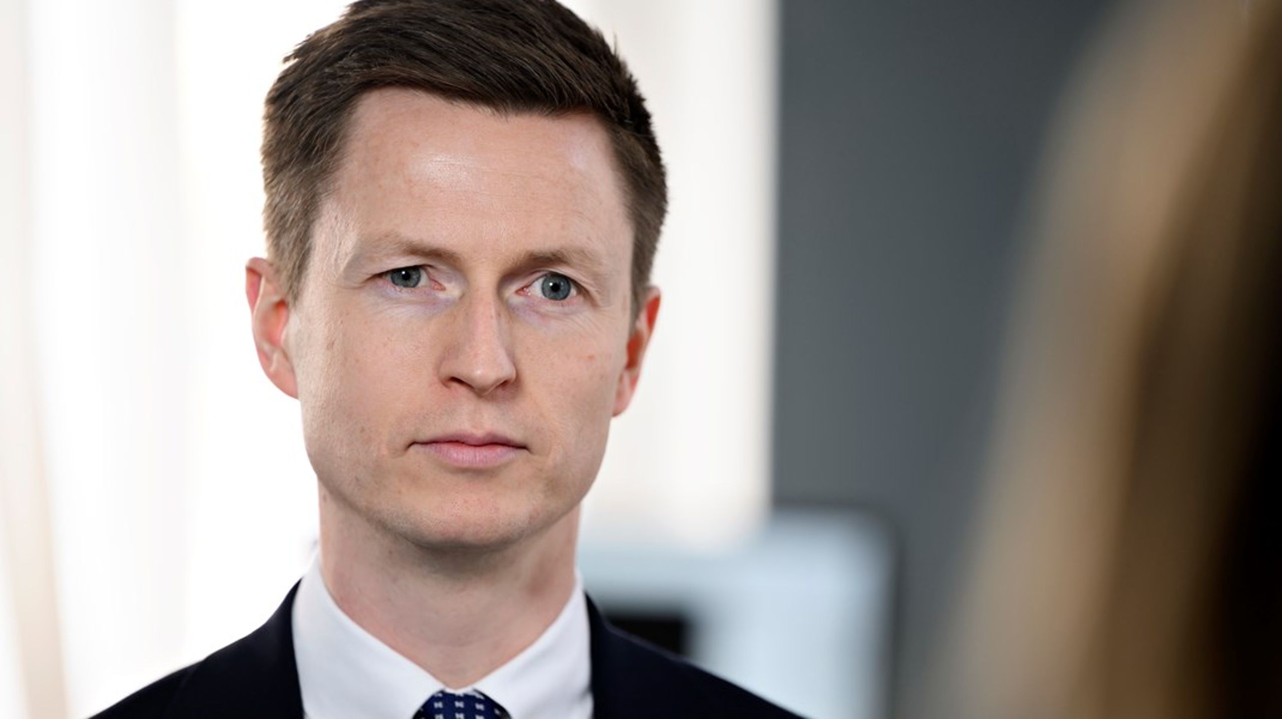 "Er der ikke den fornødne dokumentation for, at en uddannelse har en karakter, som vi ikke kan stå inde for i Danmark, må vi hive i bremsen. Det har Uddannelses- og Forskningsstyrelsen gjort her," siger Jesper Petersen efter Uddannelses- og Forskningsstyrelsens nye afgørelse.<br>