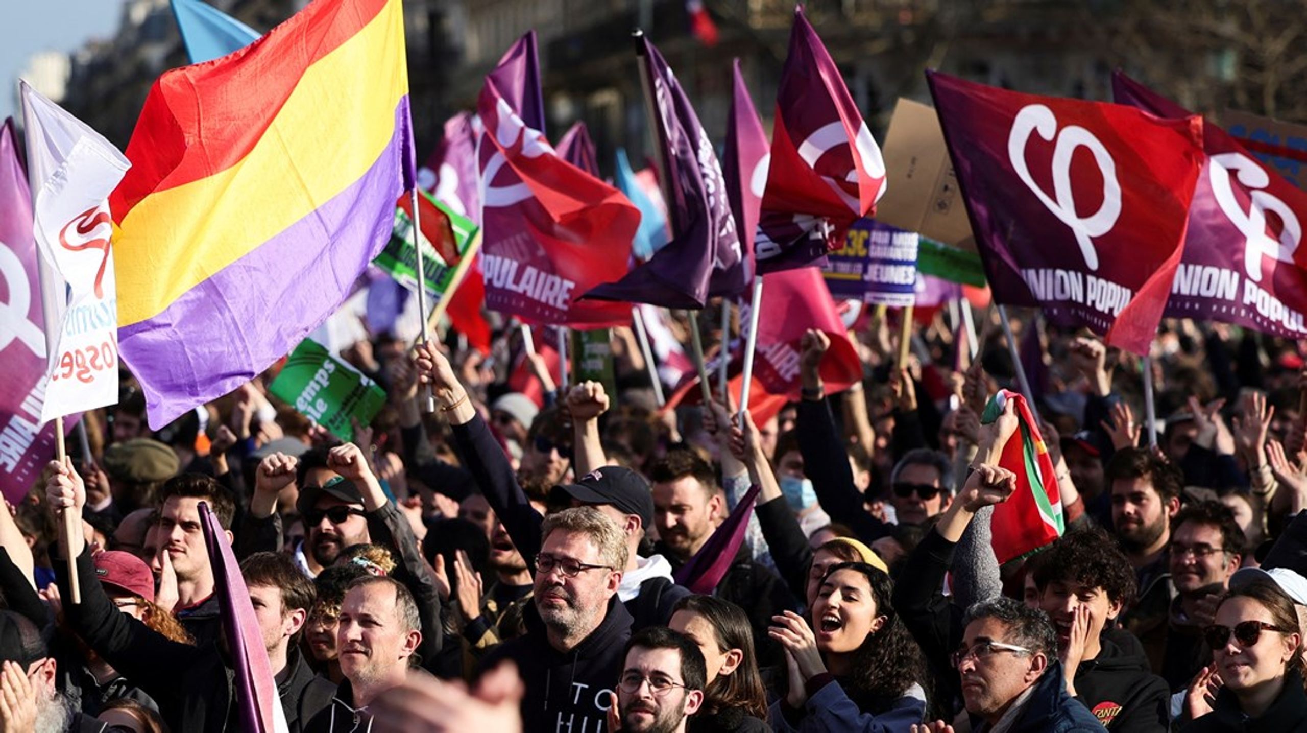 Jean-Luc Mélenchons støtter til march for "Den sjette republik". En stor del af den 70-åriges socialists tilhængere er unge mennesker.