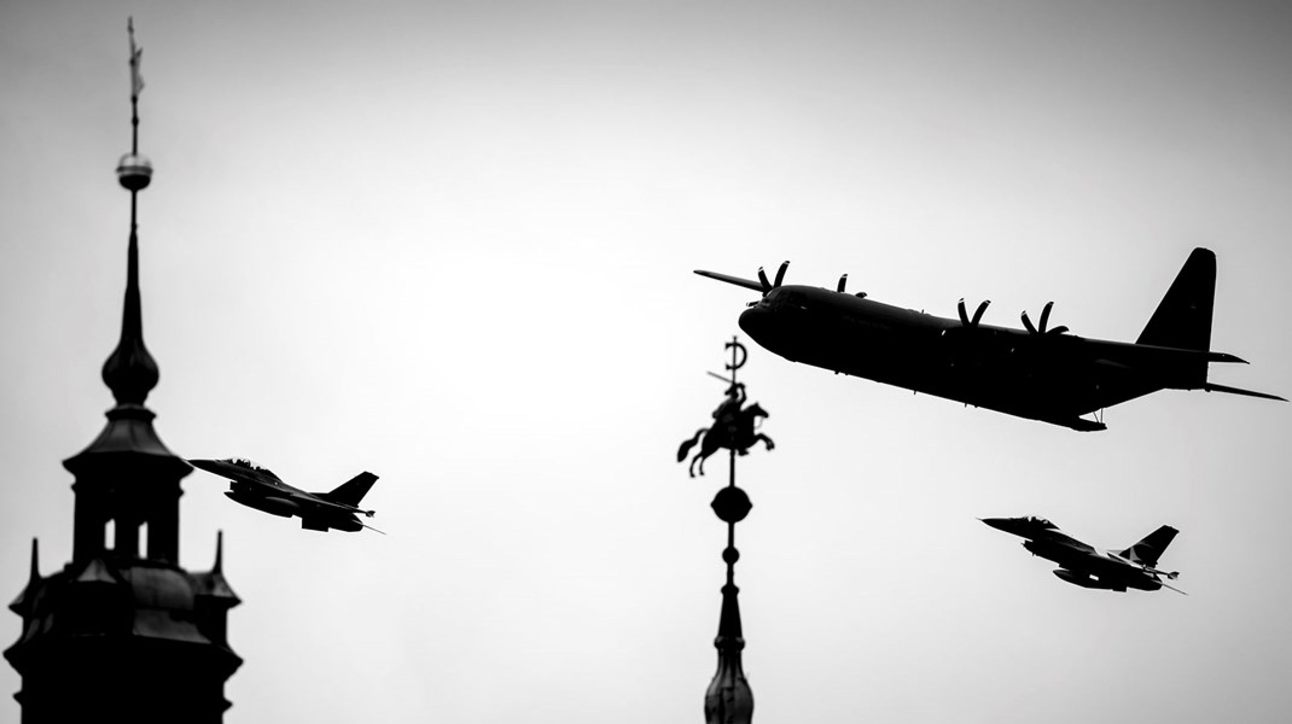 En afskaffelse af forsvarsforbeholdet vil både sikre flere arbejdspladser samt større indflydelse på forsvarspolitikken i EU, skriver Johan Moesgaard Andersen.