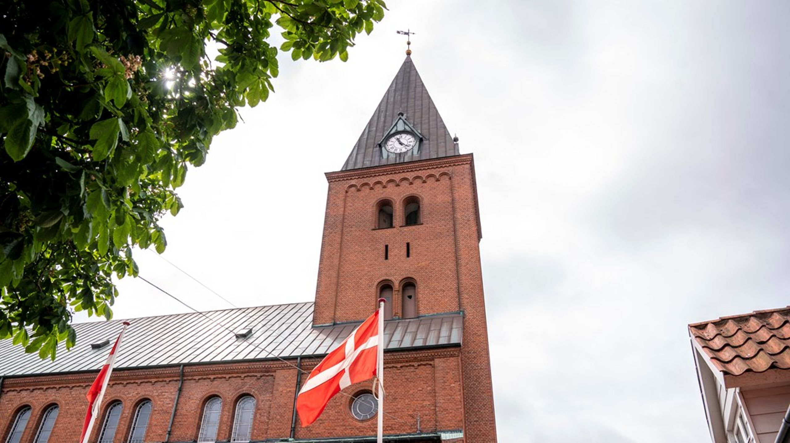 Ensomhed fremmedgør os fra hinanden og os selv, og er derfor et indlysende samfundsproblem, skriver Thomas Frovin.&nbsp;