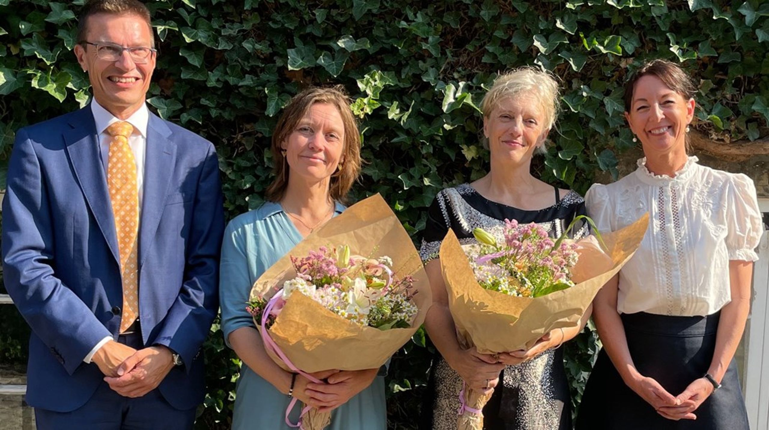 Departementchef i Kirkeministeriet&nbsp;Christian Dons Christensen med salmekunstner Janne Mark, chefdirigent Pia Boysen og forfatter Iben Krogsdal.