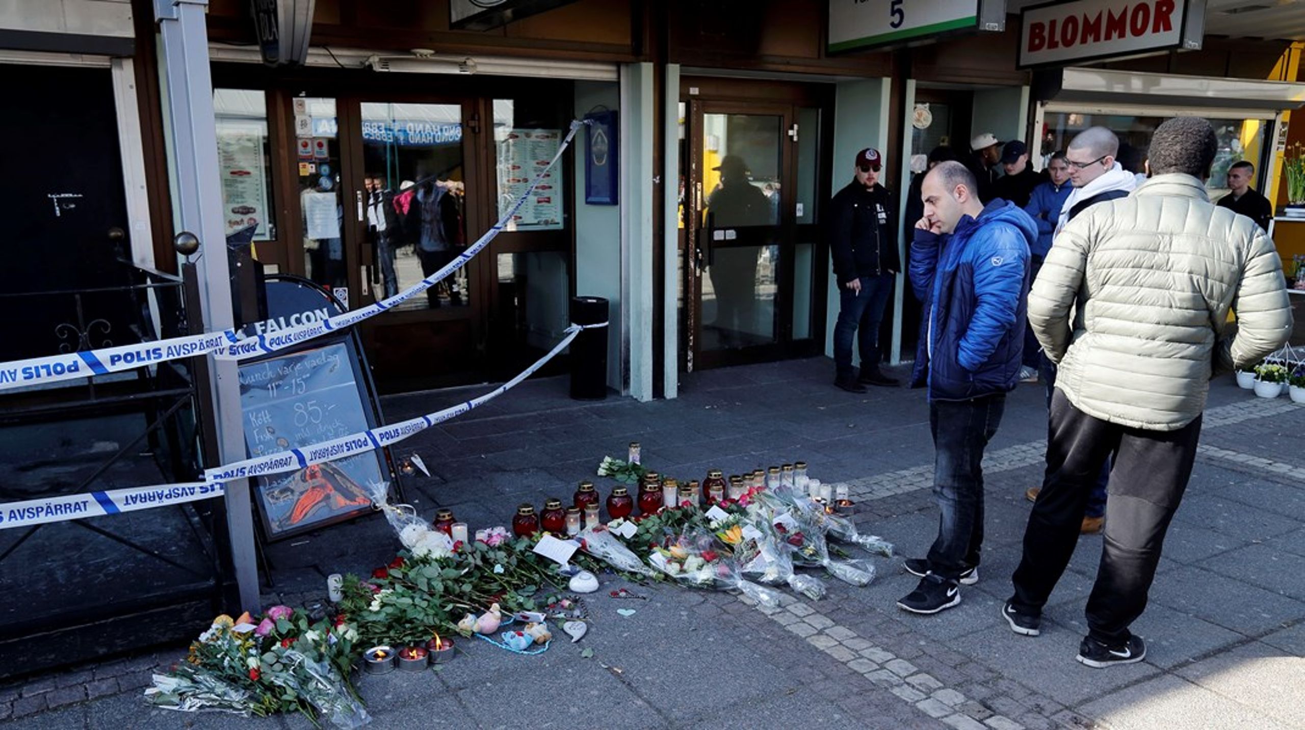 Sverige efter et endnu et skuddrab. I nabolandet sættes der i disse år deprimerende rekorder, og Sverige er ligefrem blevet udnævnt til "det farligste land i Europa".