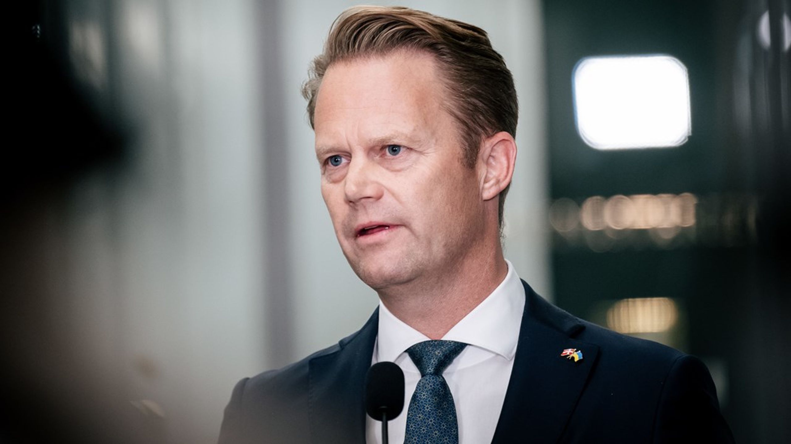 Der kan kun gisnes om, hvad der foregår med koordinationen i Udenrigsministeriet, men noget må være gået galt, skriver&nbsp;Claus von Barnekow.