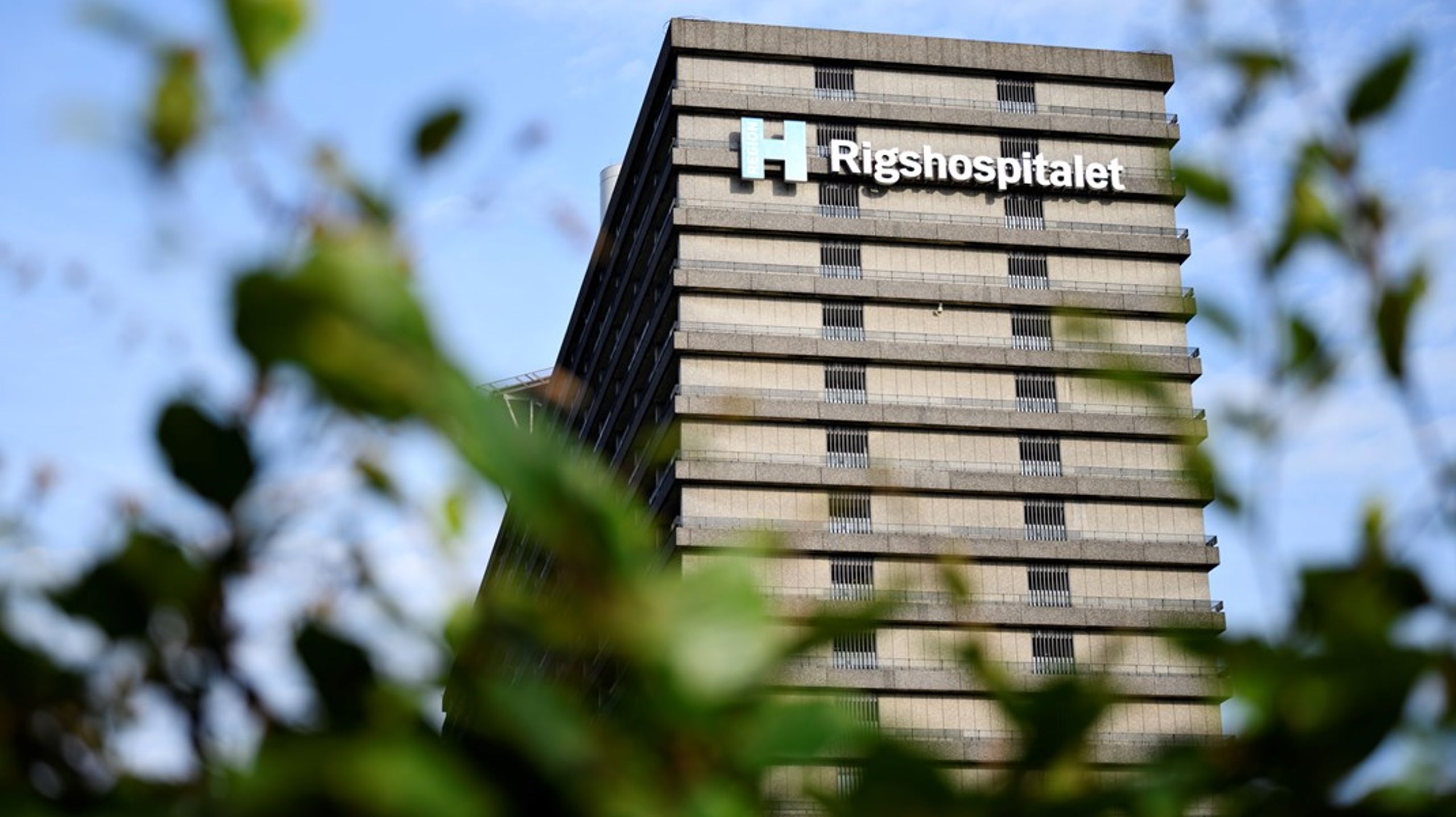 Region Sjælland og Region Hovedstaden overvejer et stærkere partnerskab, hvor eksempelvis læger kan løse opgaver for sygehuse i Sjælland og hospitaler i København, skriver Lars Gaardhøj og Heino Knudsen.<br>