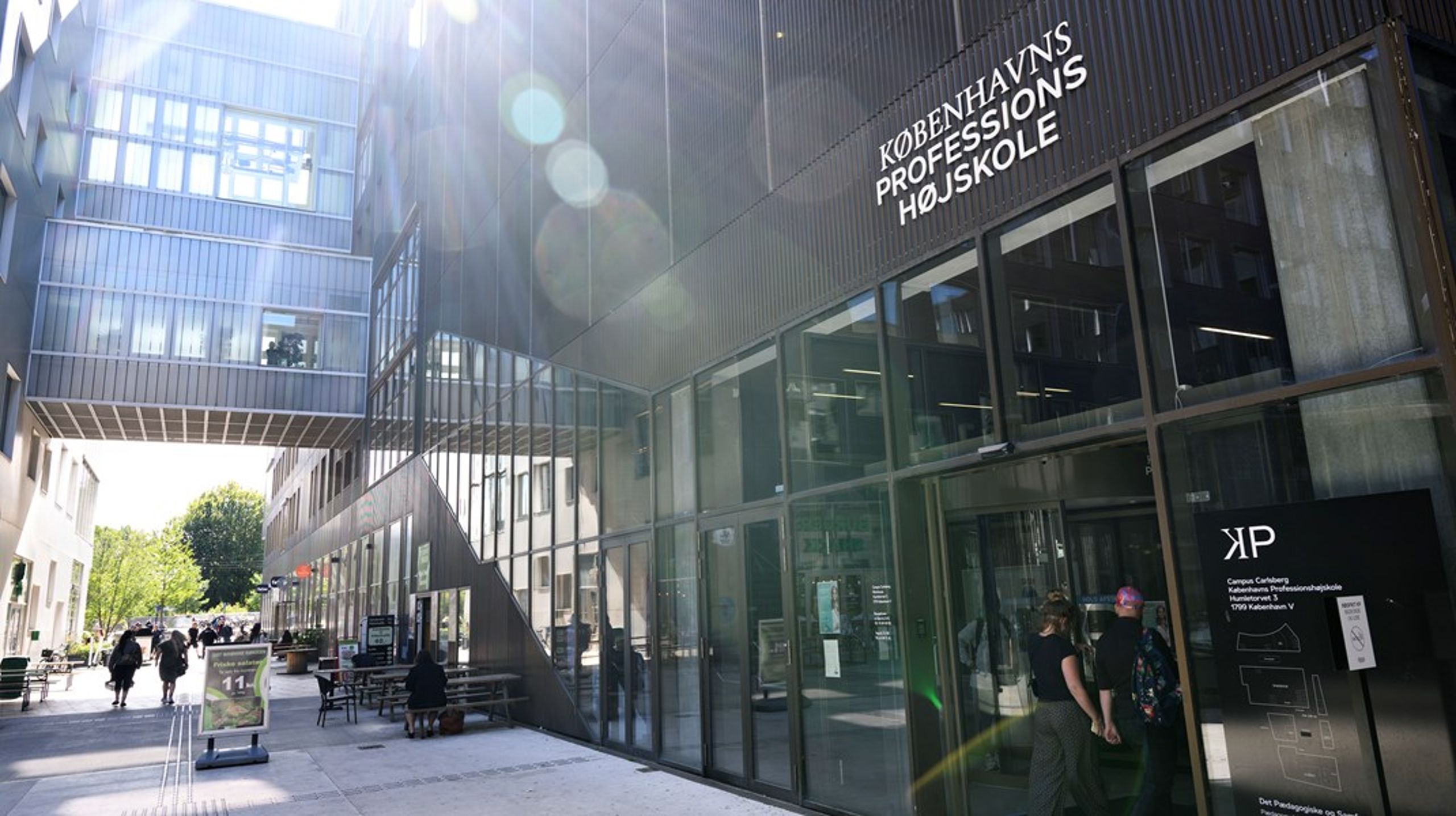 Man bør&nbsp;indføre en specialiseringsgaranti, så de studerende, der søger ind på pædagoguddannelsen for at kunne tage den socialpædagogiske specialisering, rent faktisk er sikre på at kunne få den. Det er alle ikke i dag, skriver Thorkild Olesen og Benny Andersen.&nbsp;&nbsp;<br><br><br>