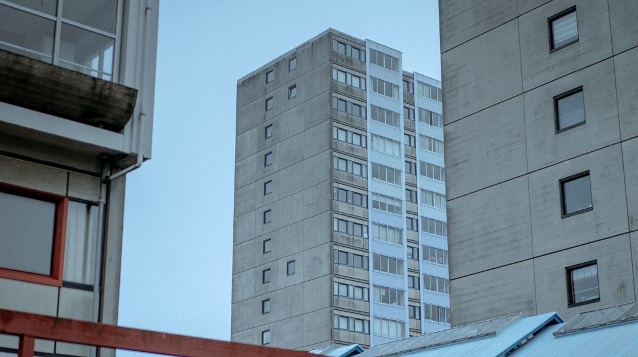 Fra politisk hold har der i flere år været fokus på at skabe en blandet og bæredygtig beboersammensætning i en række almene boligområder. Her ses der blandt andet på parametre som etnicitet, indkomst.&nbsp;Det er på tide også at se&nbsp;psykiatriplanen som et redskab, skriver Michael Buch-Barnes og Bo Mouritzen.