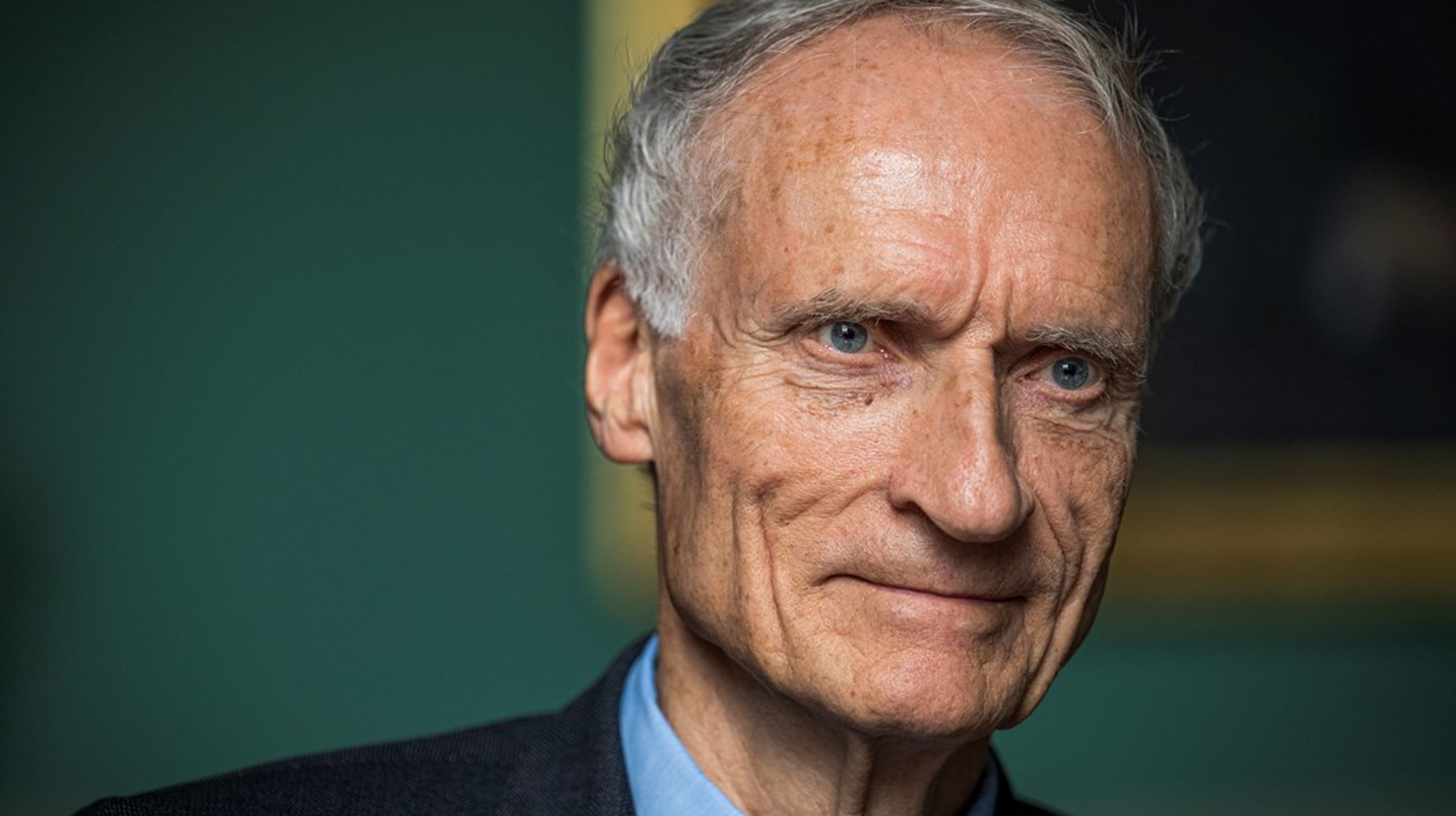 Et langt arbejdsliv er ikke slut endnu for 78-årige Bertel Haarder, der skal være vært på dk4.&nbsp;