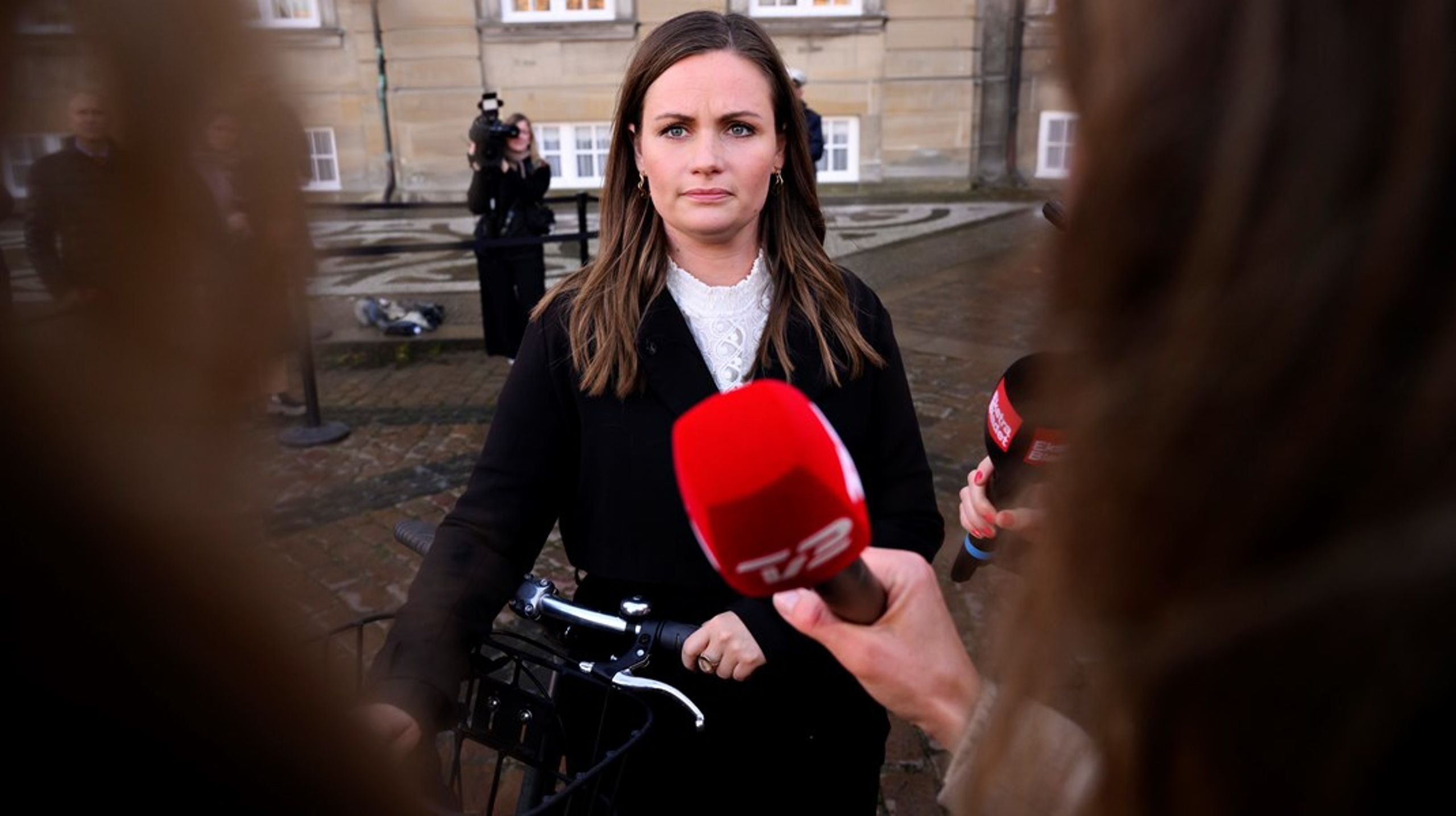 I februar skrev Lisbeth Knudsen en kommentar omhandlende Enhedslistens - med Mai Villadsen i spidsen -&nbsp;erklæring af mistillid&nbsp;til daværende transportminister Benny Engelbrecht (S). Det blev årets mest læste indlæg på Altinget Transport.