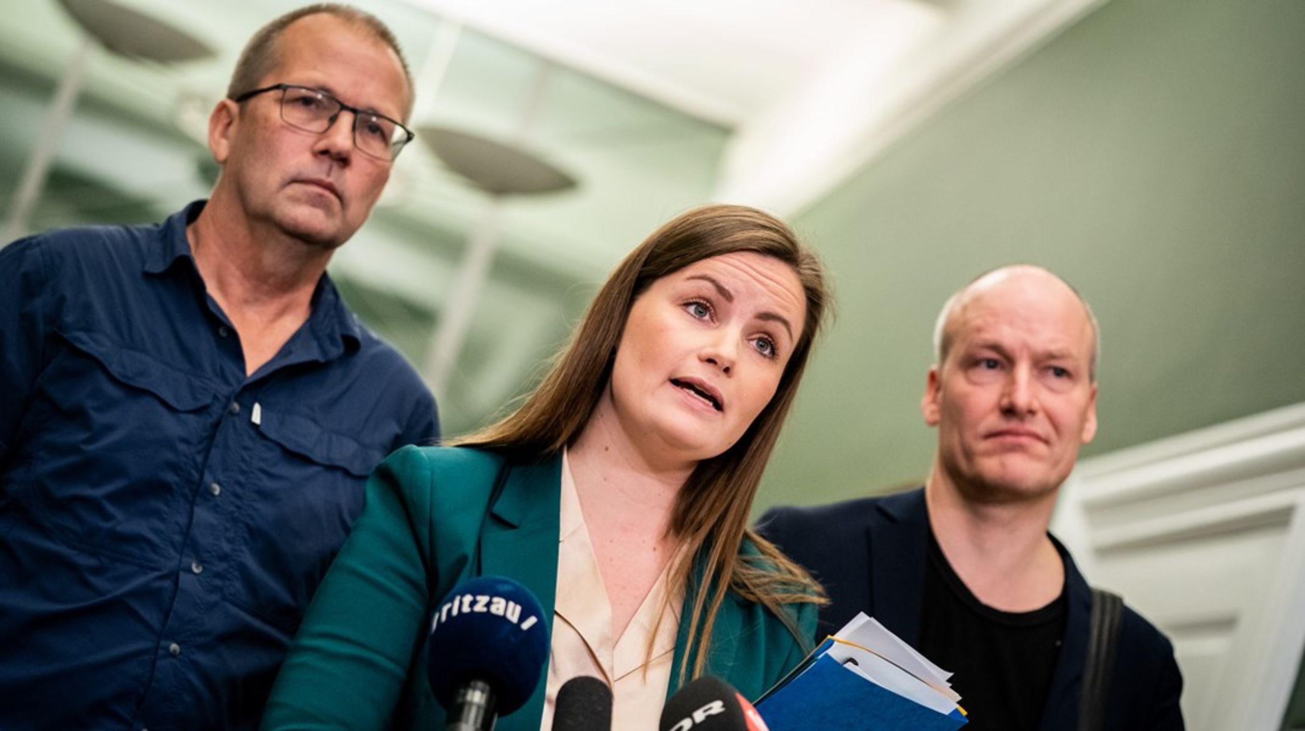 Enhedslisten har lovet sine vælgere at være i "benhård opposition" til den nye regering.