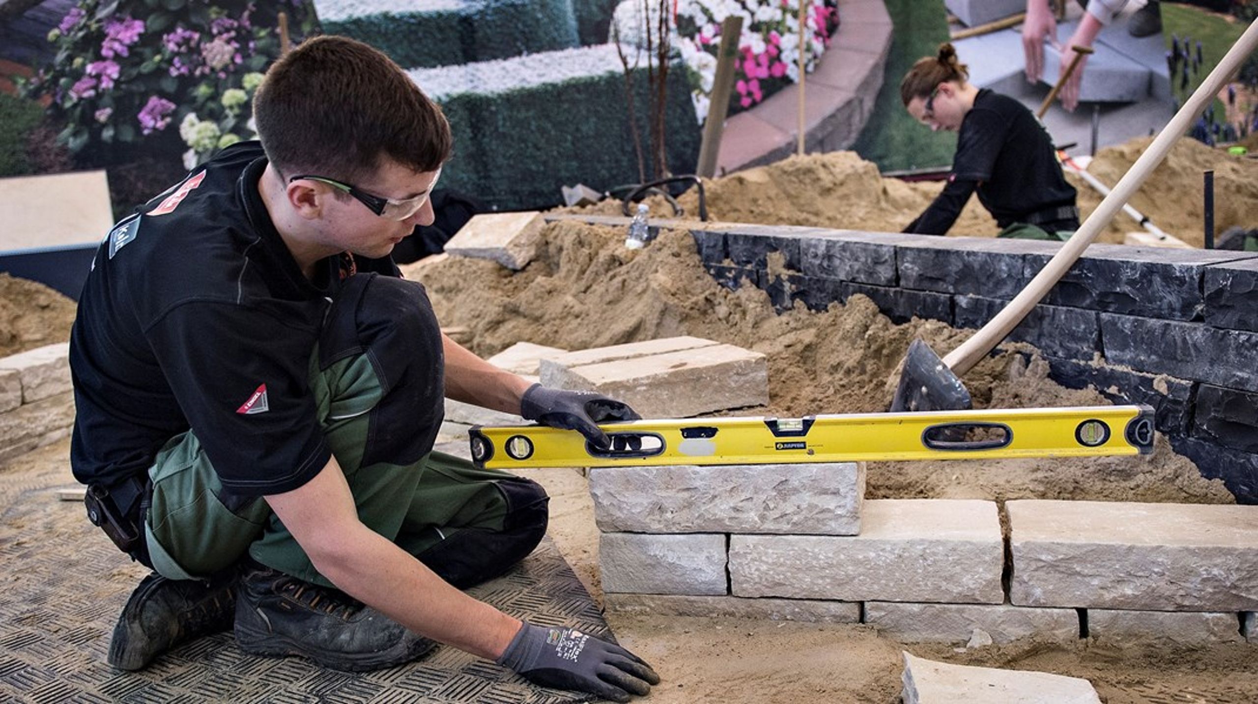 En ny EVA-undersøgelse viste desværre, at negative forestillinger om hvordan arbejdslivet ser ud for erhvervsuddannede, har betydning for fravalget, skriver&nbsp;Anne Sophie Madsen og Marie Seliger.