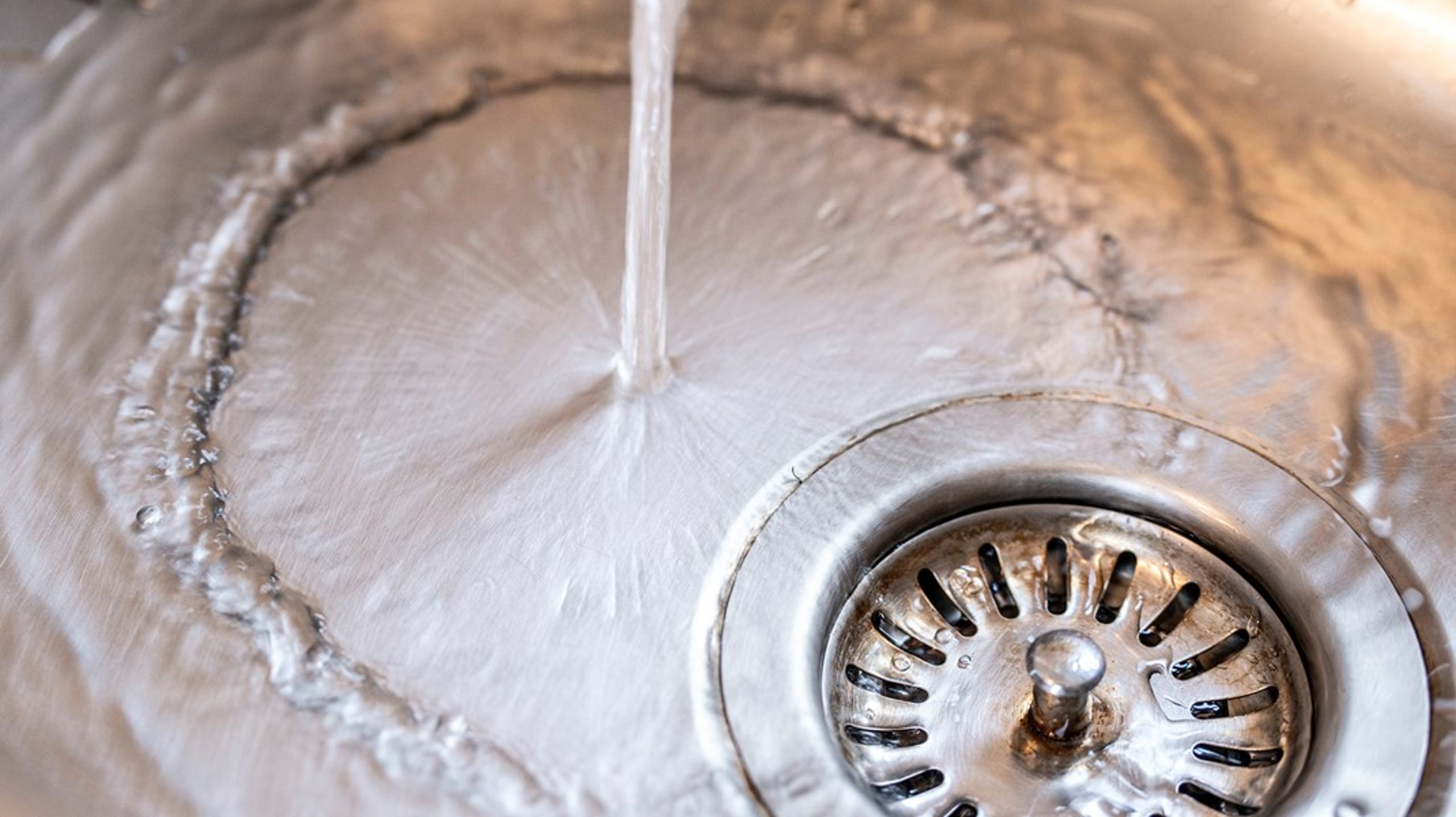 Reguleringen medfører talrige udfordringer for forskning og uddannelsesområdet, arbejdspladser i sektoren og eksportpotentialer, argumenterer Foreningen af Rådgivende Ingeniører, FRI.