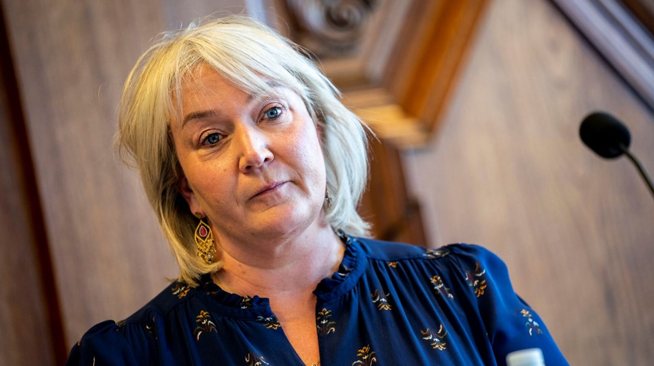 Vi vil&nbsp;opfordre regeringen til ikke fra start at lægge sig fast på de korte kandidatuddannelser&nbsp;som løsningen på problemet. Men i stedet starte forfra og lede efter løsninger sammen med os, skriver otte partier uden om regeringen til uddannelses- og forskningsminister Christina Egelund.