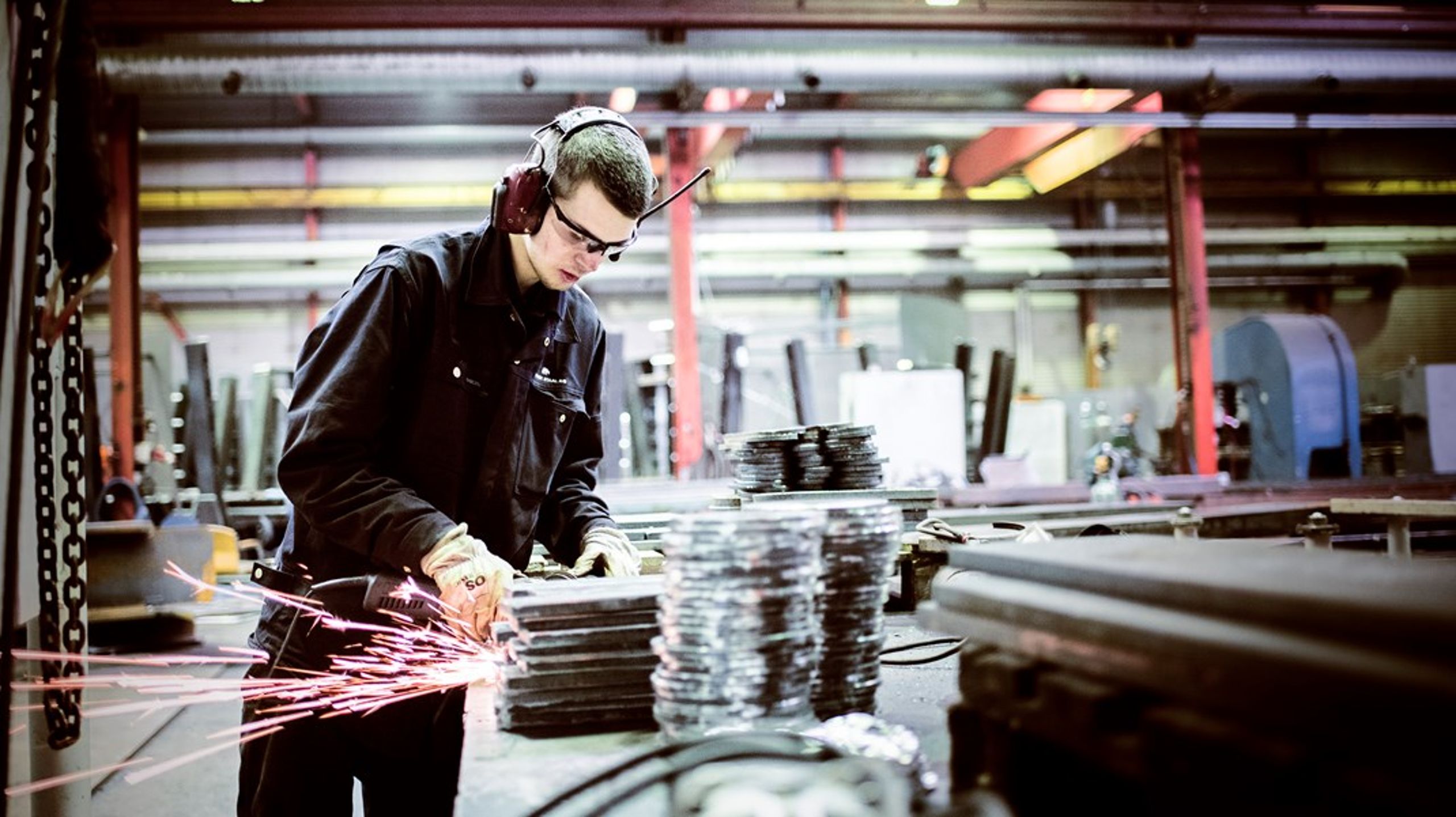 Sund fornuft vil være at se på, hvordan de penge, der allerede er afsat til klimaerhvervsskoler, kan investeres på en måde, der løfter samfundet ind i en grønnere og mere bæredygtig fremtid, skriver&nbsp;Kasper Palm og Ole Heinager.