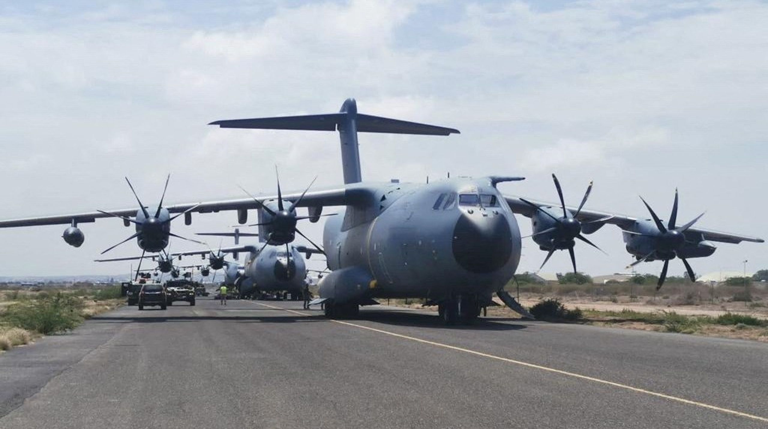 Flere lande har allerede evakueret sine statsborgere fra Sudans hovedstad,&nbsp;Khartoum.