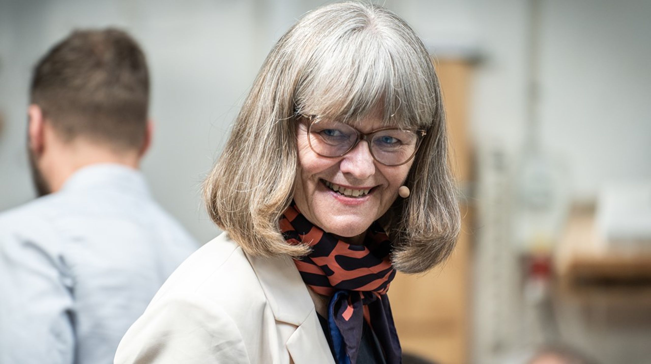 Politikerne har givet Reformkommissionens anbefaling om en ny ungdomsuddannelse&nbsp;en lunken modtagelse, men det tager kommissionsformand Nina Smith ikke så tungt.