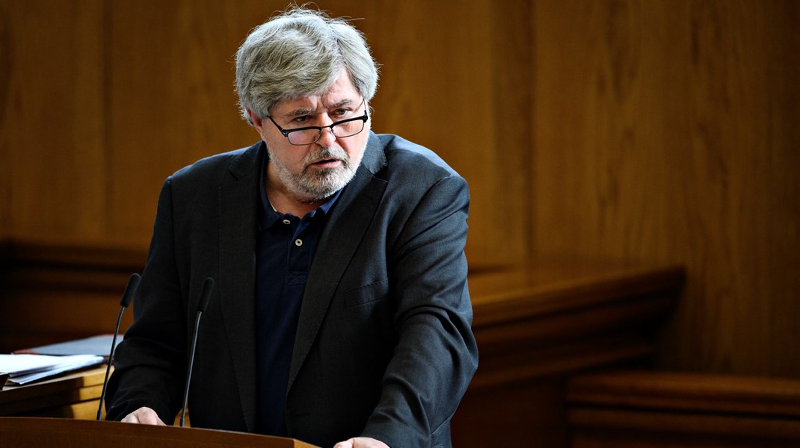 I dag stilles der urimeligt høje krav til
indsamling af vælgererklæringer for partier og grupper af vælgere, der ønsker
at opstille til EU-parlamentet i Danmark, skriver Søren Søndergaard.&nbsp;