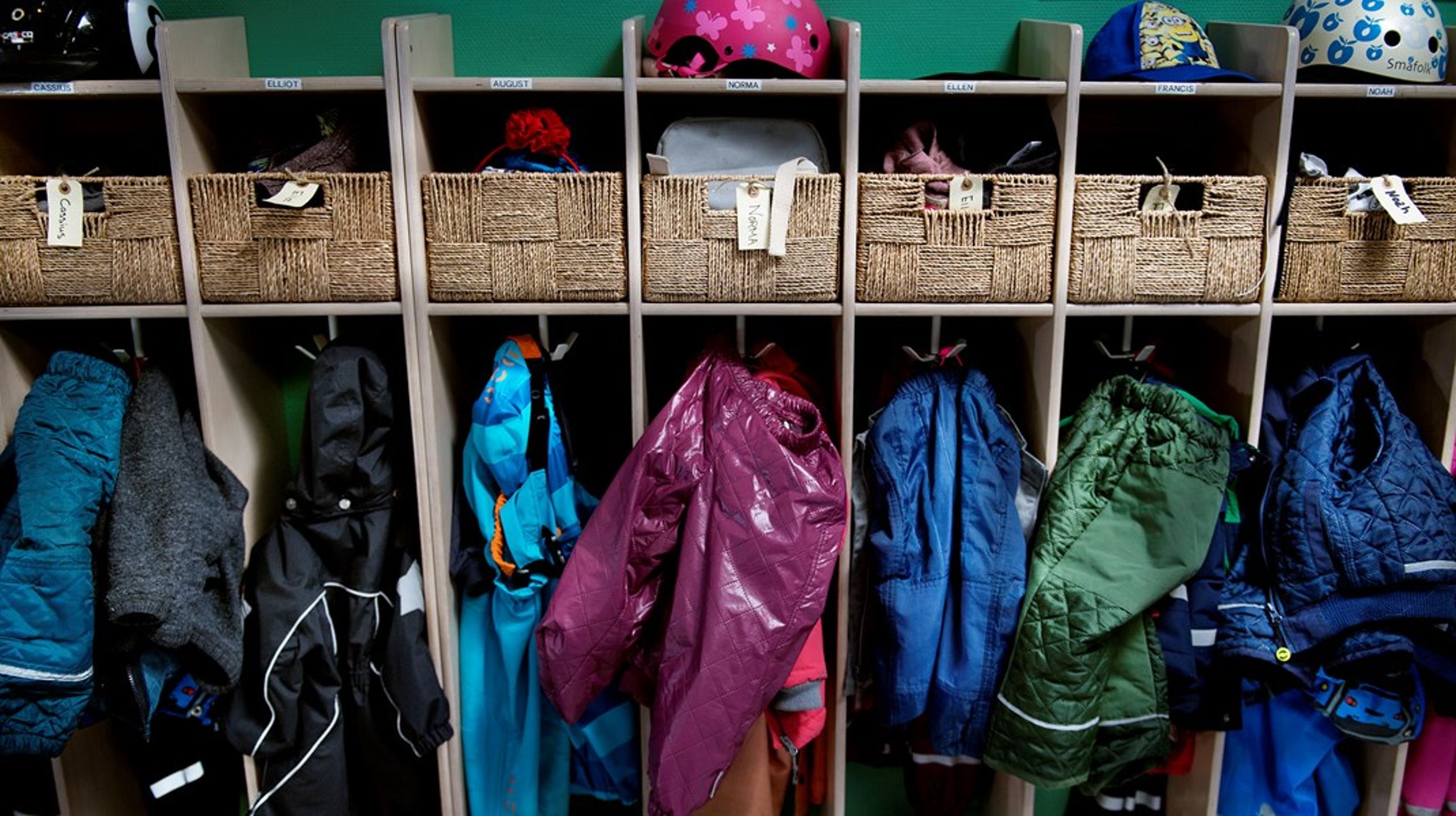 Det mest skøre er,&nbsp;at regeringen kunne sikre et stop for velfærds-besparelserne, uden at det ville koste en krone ekstra for staten, skriver Emil Sloth Andersen.