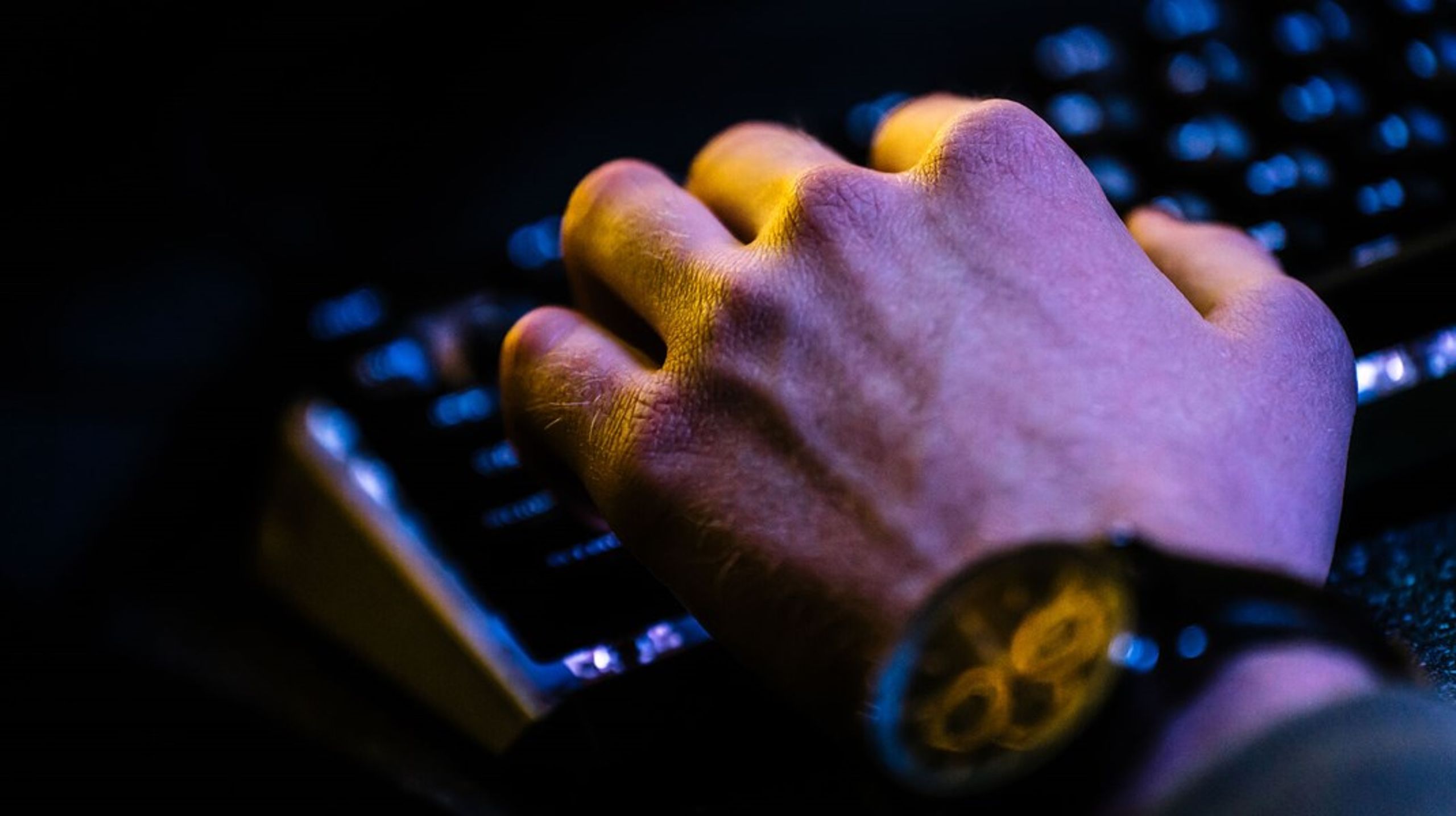 I forbindelse med krigen i Ukraine har hackere hidtil ikke opnået mere end generende og forstyrrende angreb, men det kan ændre sig, skriver Mikkel Storm Jensen.