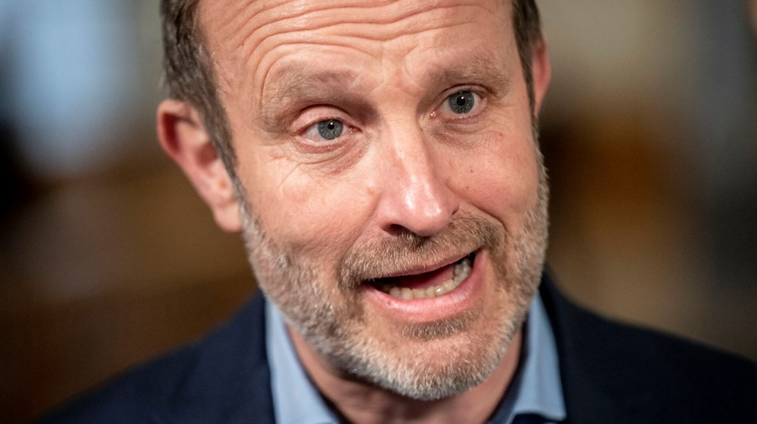 Hvis Radikale havde vidst, at Forsvaret ikke havde spurgt de andre våbenproducenter, havde partiet "helt sikkert ikke sagt ja til at købe det israelske artilleri", siger politisk leder Martin Lidegaard (R).