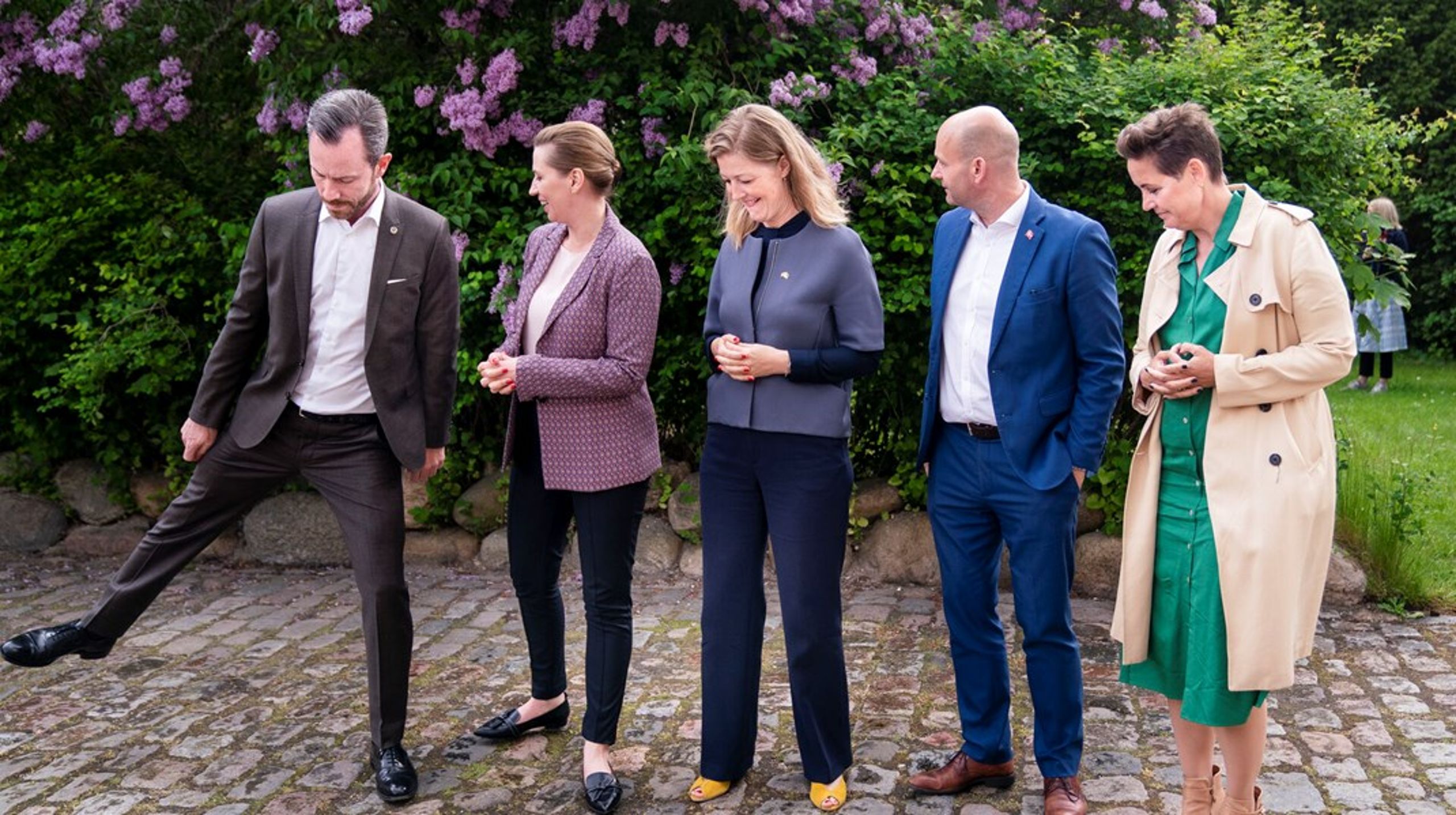 Partilederne modtager prisen for deres samarbejde omkring Det Nationale Kompromis, der blev vedtaget sidste år.&nbsp;