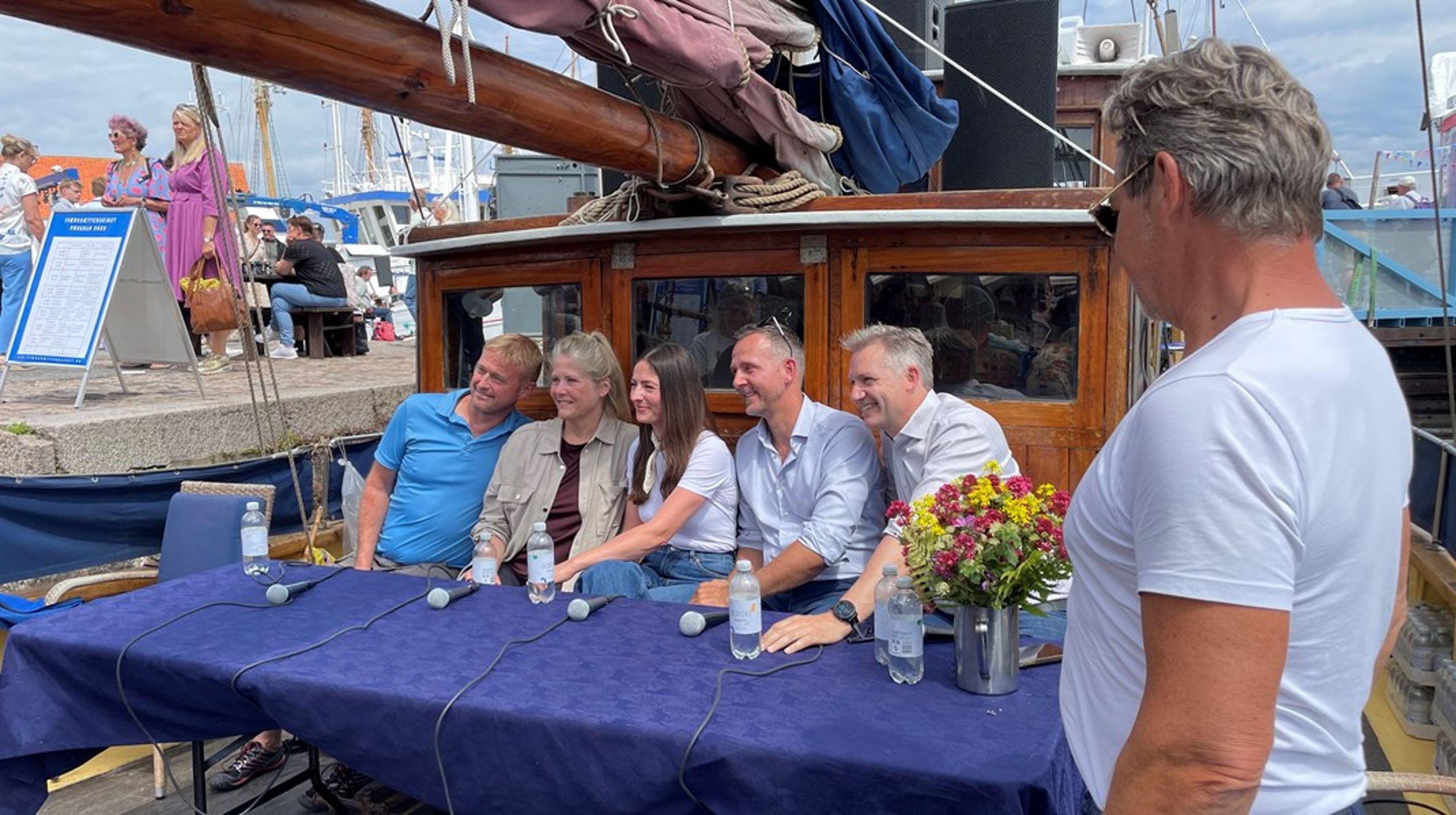 SMV-direktør Jakob Brandt går til angreb på bureaukratiet i EU. Venstres tidligere medlem af Europa-Parlamentet Linea Søgaard-Lidell fastholder. ”Der skal være en mængde af bureaukrati, når staterne skal give penge til private virksomheder,” sagde hun.&nbsp;