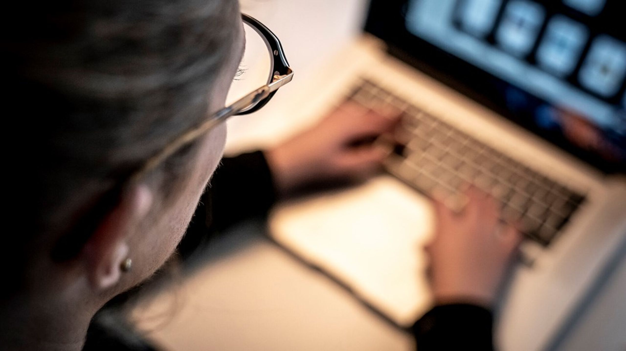 Der er lang vej igen for at øge den offentlig-private mobilitet. Men et godt sted at starte er med stillingsannoncerne, skriver&nbsp;Britta Borch Egevang.