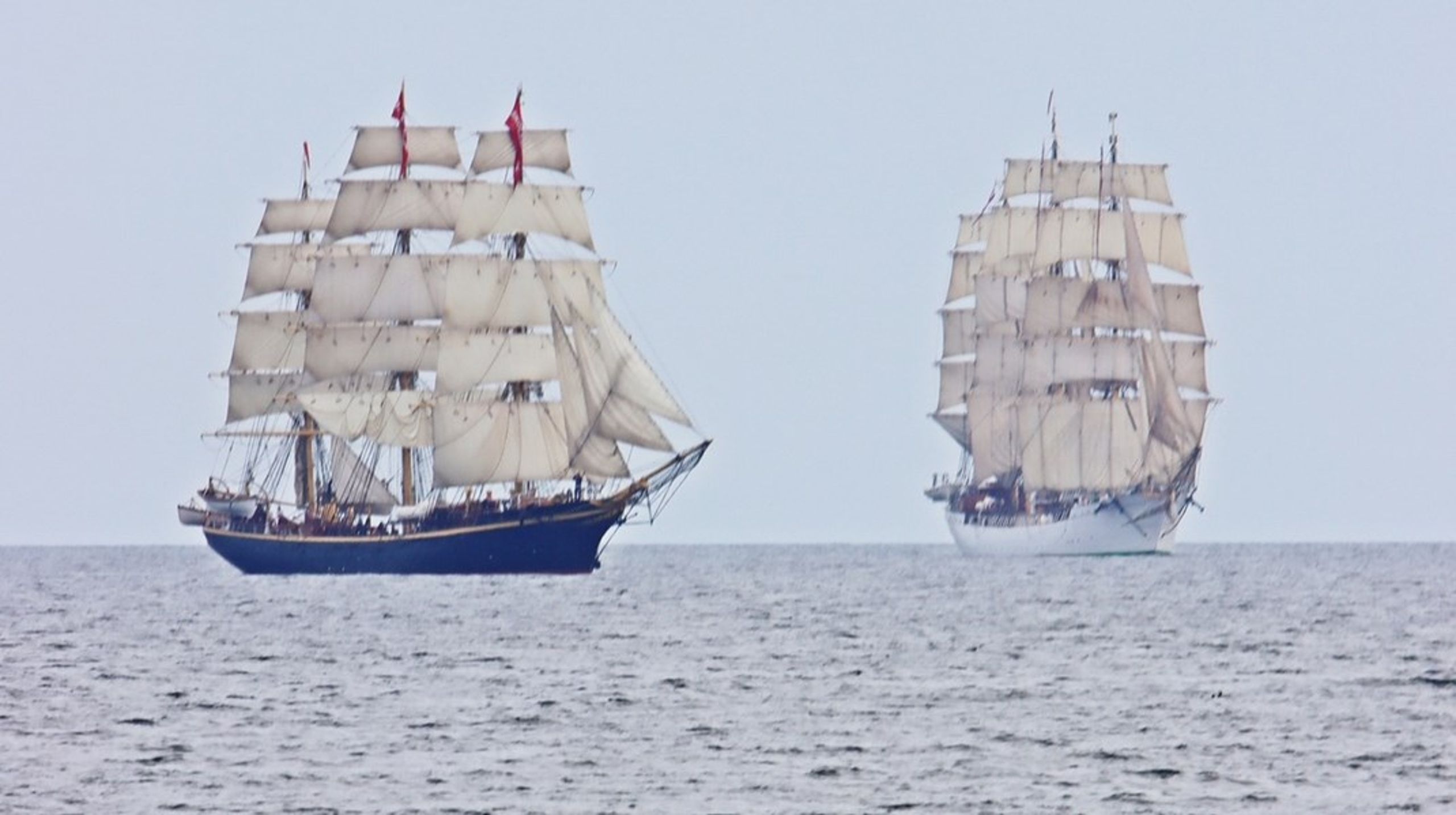 Hvis Georg Stage endnu engang mangler finansiering i det kommende finanslovsforslag, tyder det på, at det er embedsmænd frem for politikere, der bestemmer i Danmark, skriver Asser Amdisen.&nbsp;