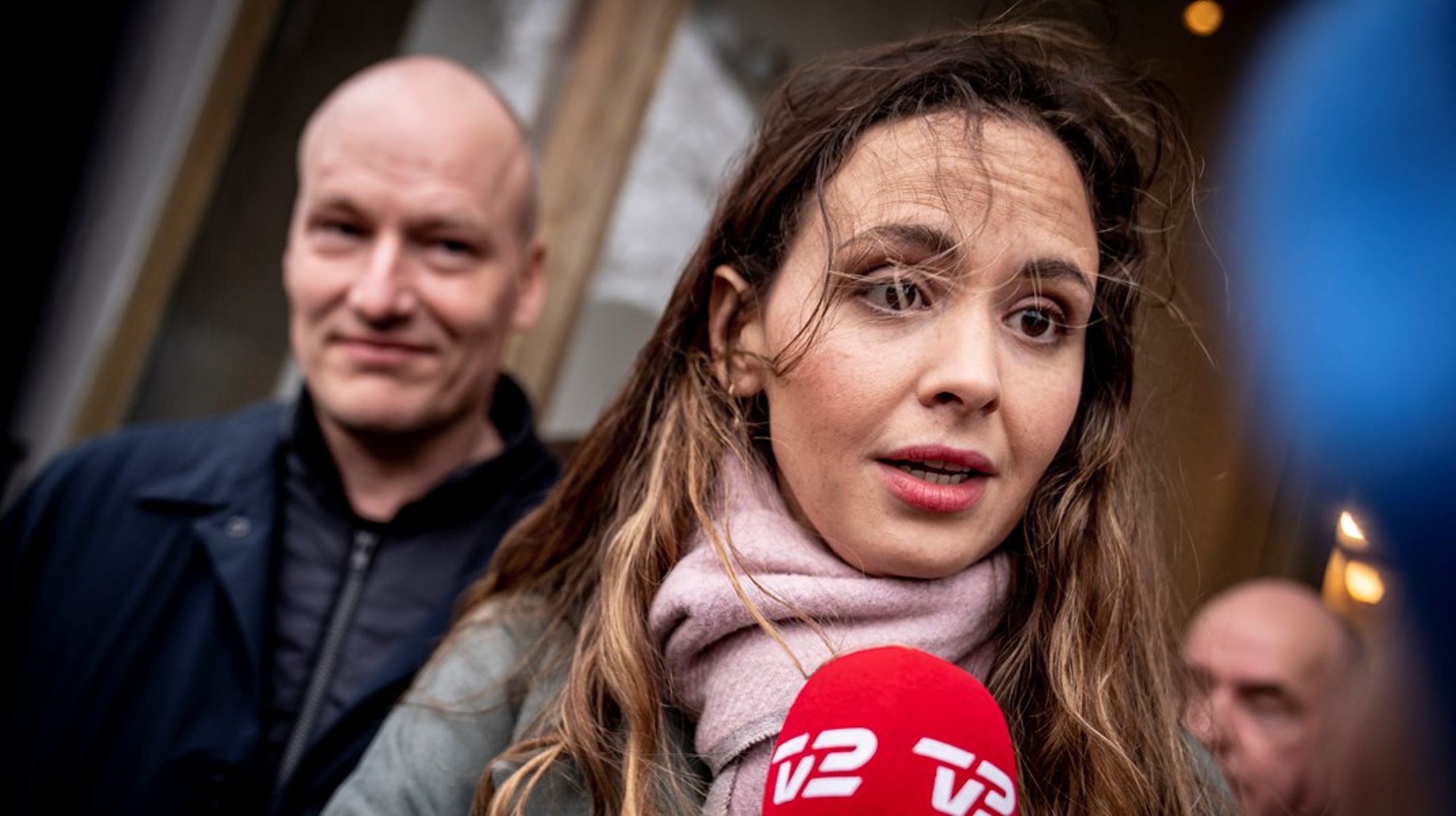Der skal flere penge i puljen til de offentligt ansatte end de tre milliarder kroner, regeringen har lagt op til, mener Enhedslistens beskæftigelsesordfører Victoria Velásquez.