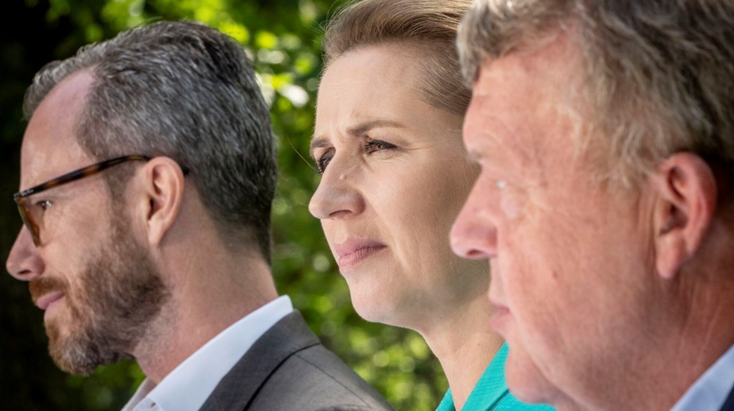 Mette Frederiksen er helt uden sammenligning den partileder, flest foretrækker som statsminister, viser ny Epinion-måling.&nbsp;Her peger 24 procent på Mette Frederiksen, mens Moderaternes Lars Løkke Rasmussen som nærmeste konkurrent støttes af ti procent. Kun fire procent peger på Venstres formand Jakob Ellemann-Jensen.