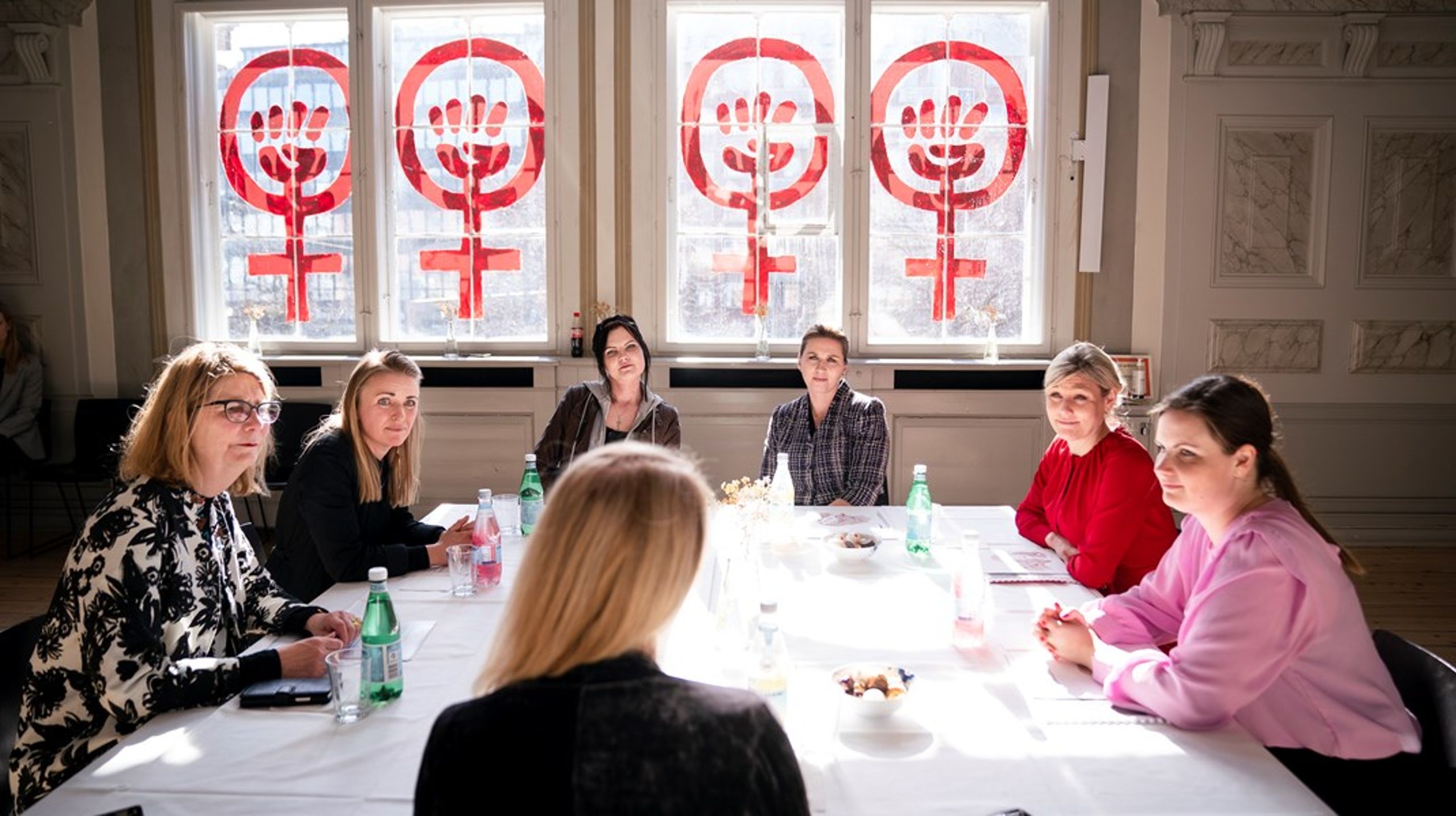 Organisationen Danner yder blandt andet rådgivning til kvinder, som har været udsat for vold. De har for nyligt opnået akkreditering fra&nbsp;RådgivningsDanmark, og organisationen er varm fortaler for, at ordningen bevares af hensyn til de udsatte - brugerne, som henvender sig i en sårbar situation.&nbsp;