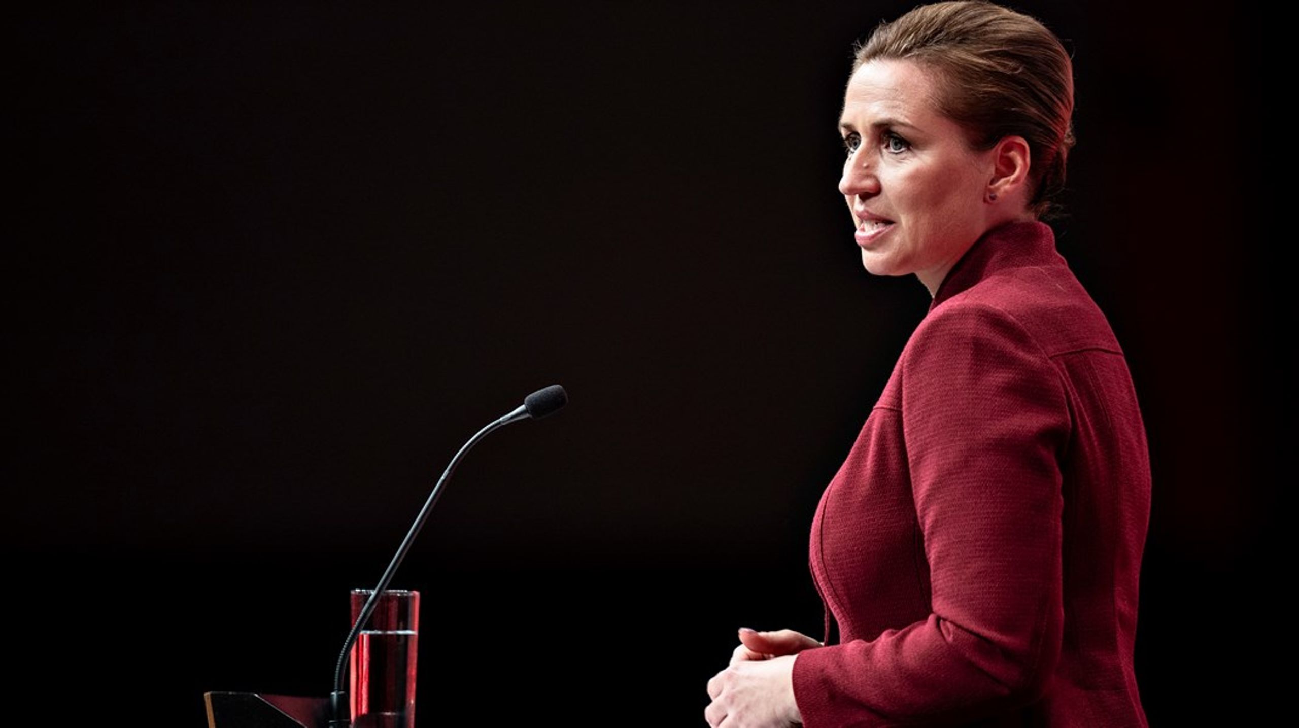 Statsminister Mette Frederiksen appellerede&nbsp;<b></b>til en stærk arbejdsmoral under Socialdemokratiets landsmøde. Men ifølge Jane Mylenberg kræver det en&nbsp;mentalitetsændring, hvis statsministerens forestilling om en stærk arbejdsmoral kan finde sted.
