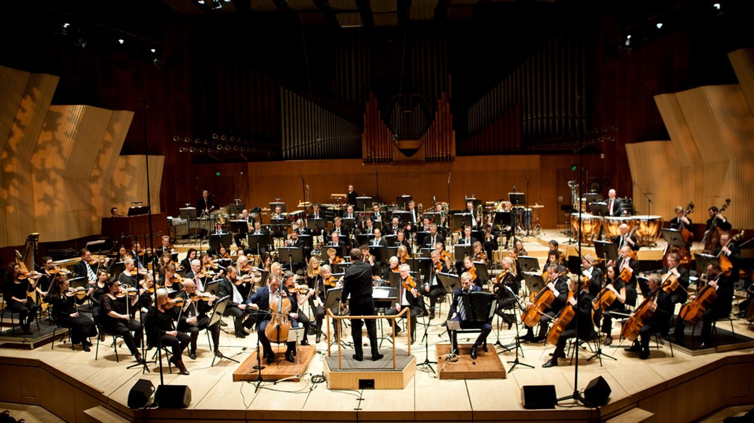 <span>Lad os få opdateret musikloven, så den afspejler en nutidig forståelse af det alsidige, der tydeliggør, at værker fra det nordiske område inkluderer hele Rigsfællesskabet, og at ny musik er musik, som er komponeret af levende komponister<i> </i>af forskellig køn, herkomst og baggrund, skriver Juliana Hodkinson.</span>