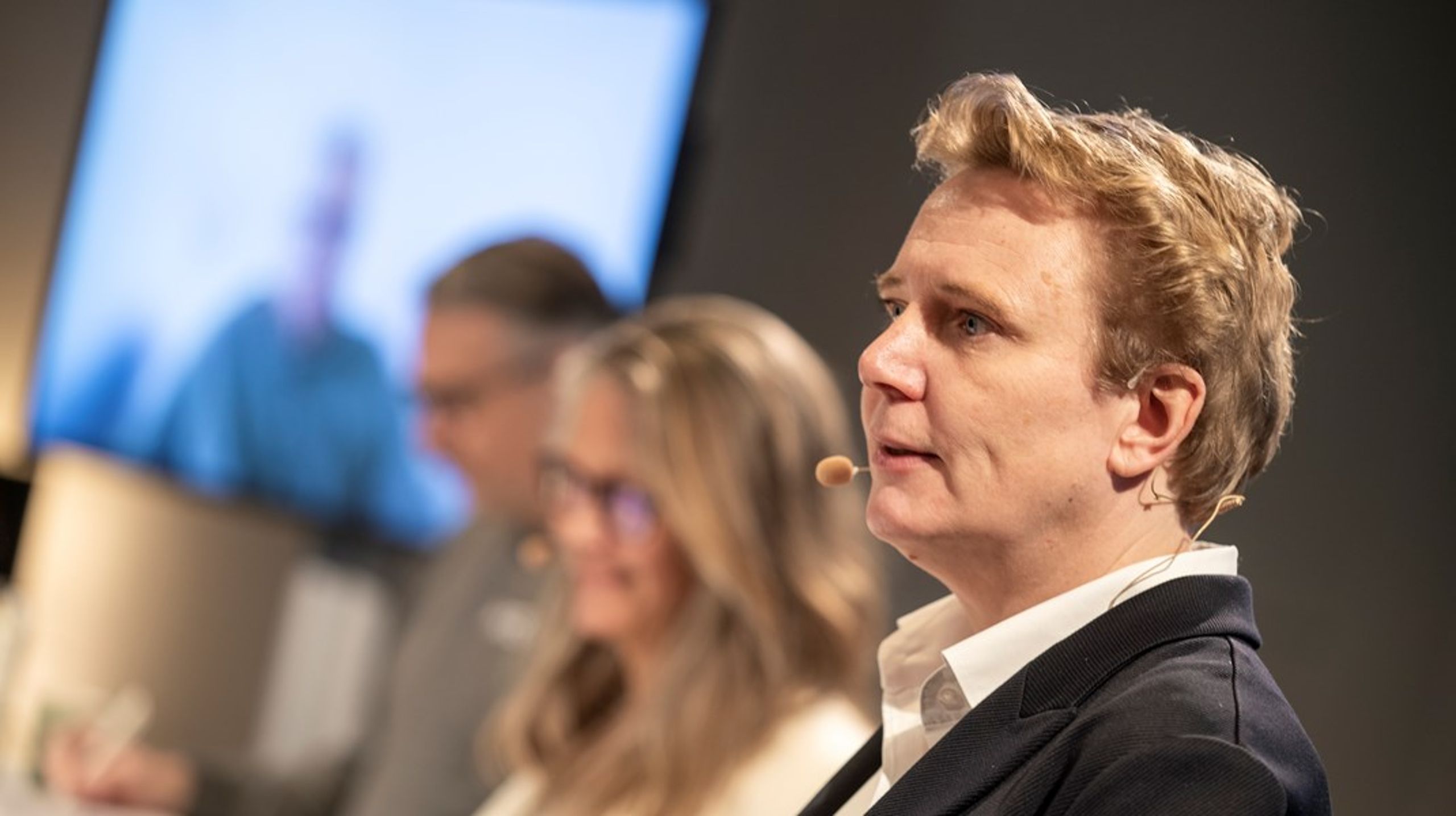 Ellen Marie Friis Johansen, til daglig CSR-chef i Dansk Erhverv, var blandt medunderskriverne på et brev, hvor Etisk Handel Danmark klagede sin nød efter at være blevet forbigået på SVM-regeringens finanslovsudspil.&nbsp;