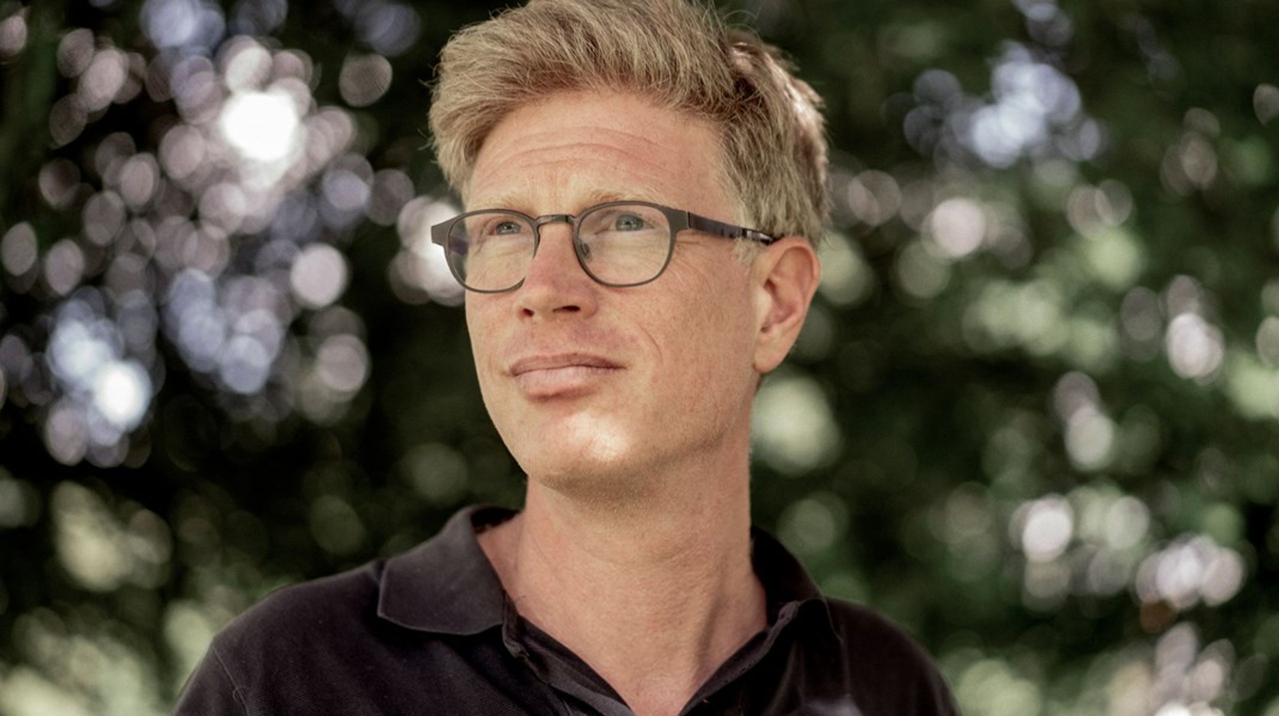 Både Israel-forsvarere, der er optaget af at afsløre Hamas' iscenesatte "Pallywood" og dem, der negligerer Hamas' angreb, vil have godt af at læse denne bog, skriver Jakob Skovgaard-Petersen.<br>