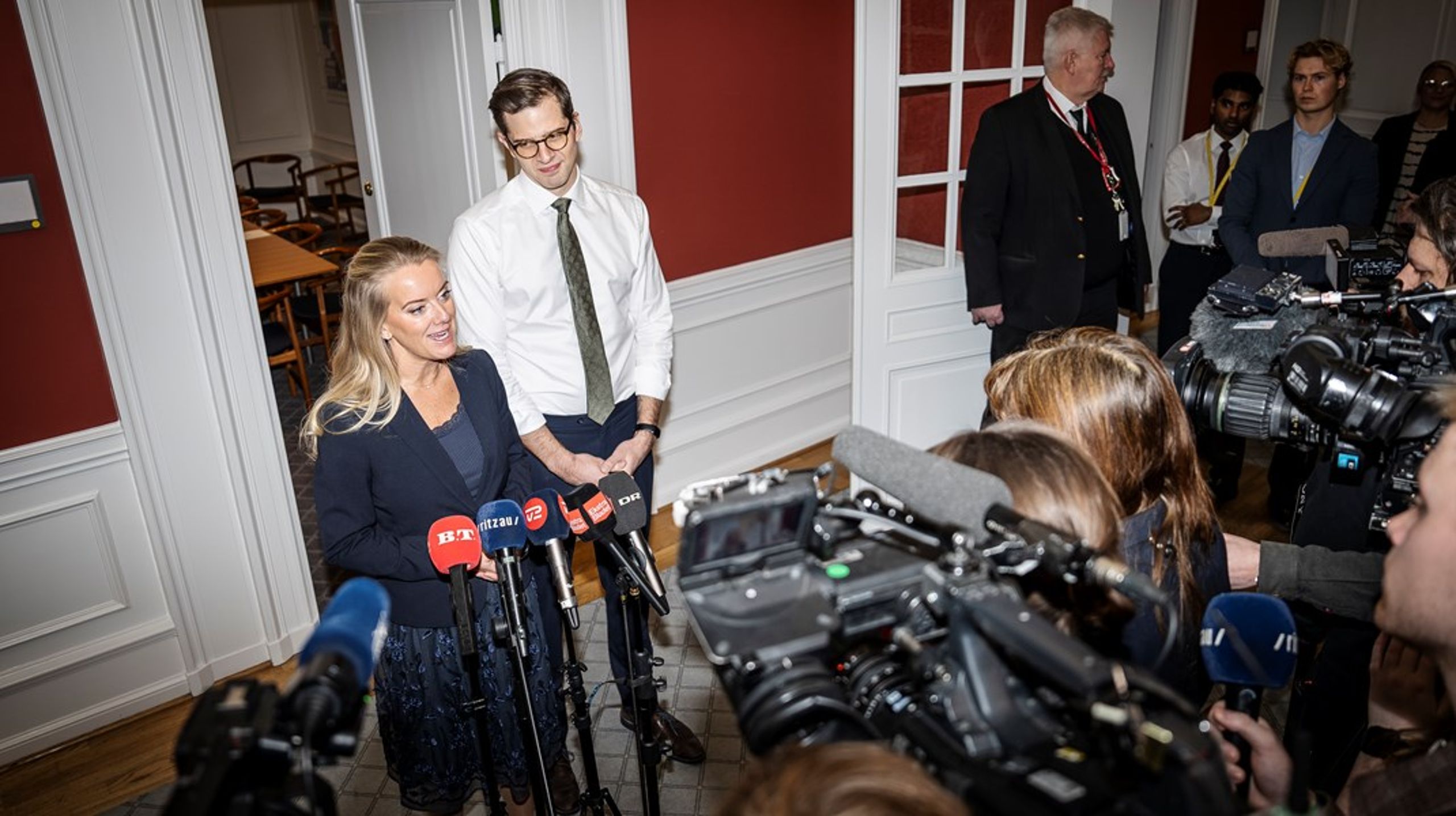 "Vi har haft mange grundige snakke," sagde Alex Vaopslagh, da han torsdag præsenterede Pernille Vermund som nyt medlem af Liberal Alliance.