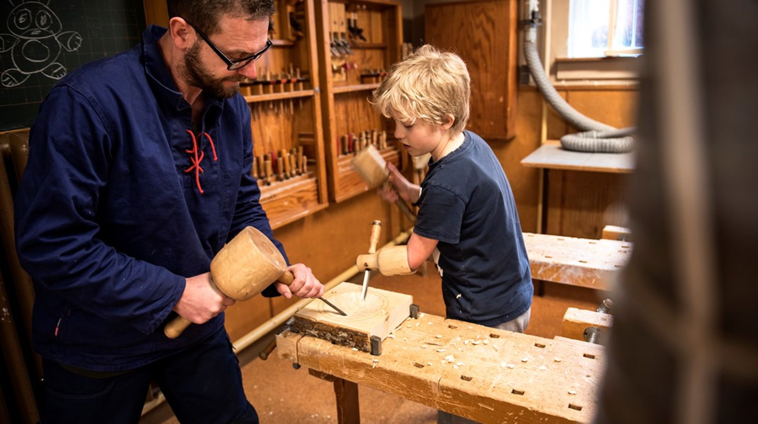 Folkeskolen er under pres, og jeg tror også på, at det er der, vi skal begynde at lægge vores indsats i arbejdet med at komme de unges mistrivsel til livs, skriver&nbsp;Mathilde Kastbjerg.