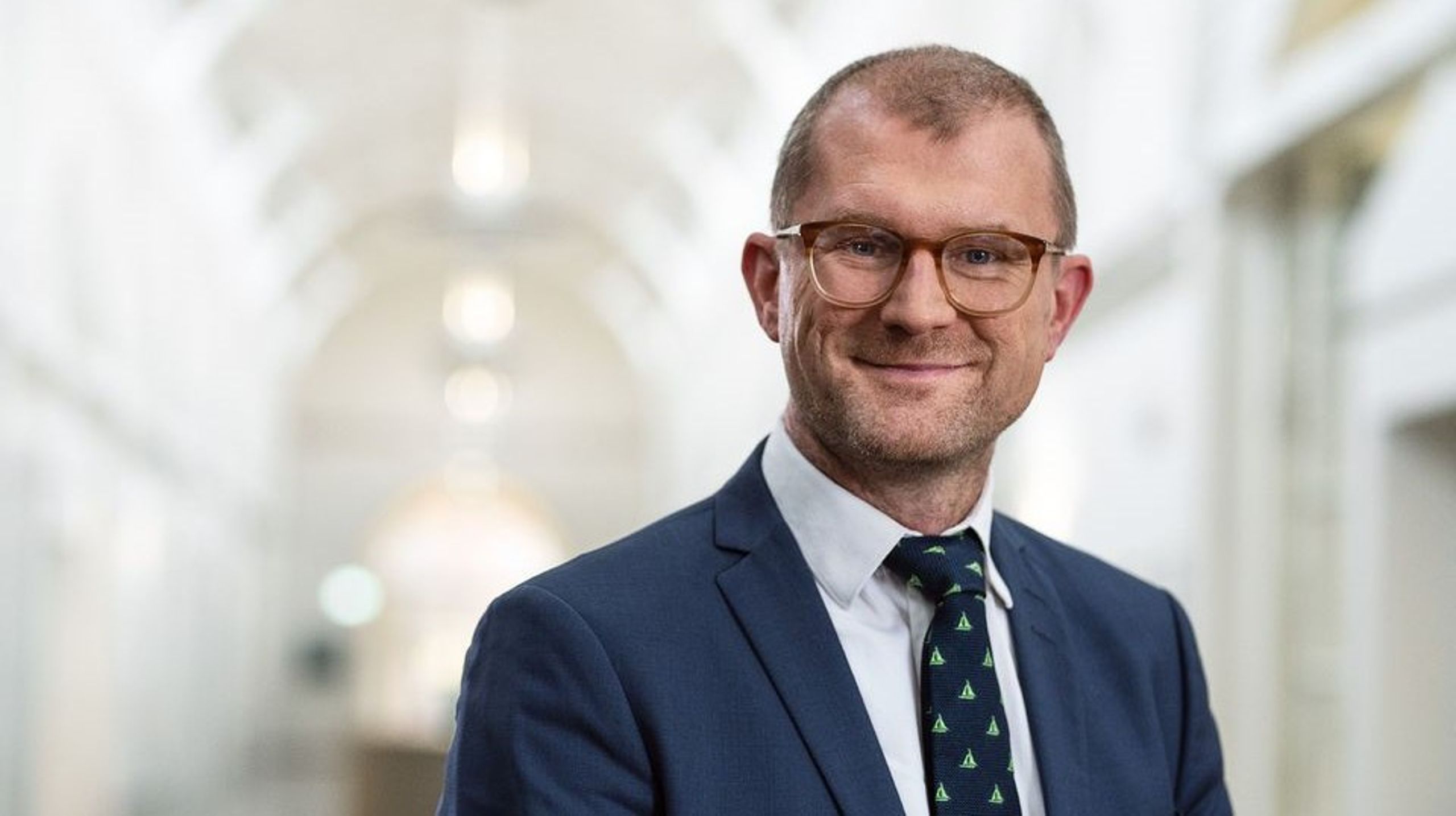 TV 2's Carsten Topholt stopper som finansdirektør til april.&nbsp;
