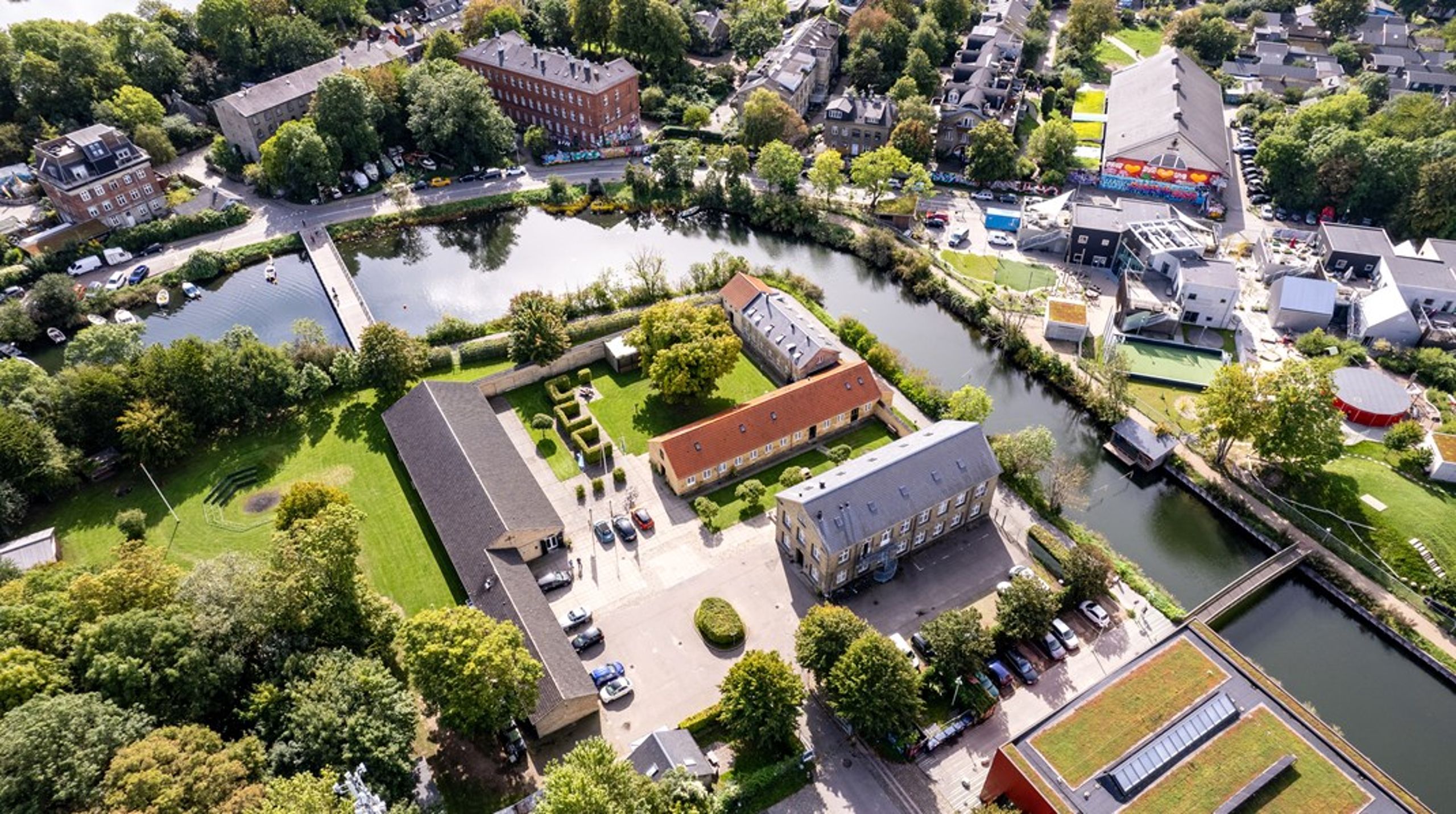 På&nbsp;Det Danske Spejderkorps "Arsenalø" skal et&nbsp;nyt frivillighus for foreninger, der arbejder med børn og unge, opføres efter støtte fra&nbsp;A.P. Møller Fonden.