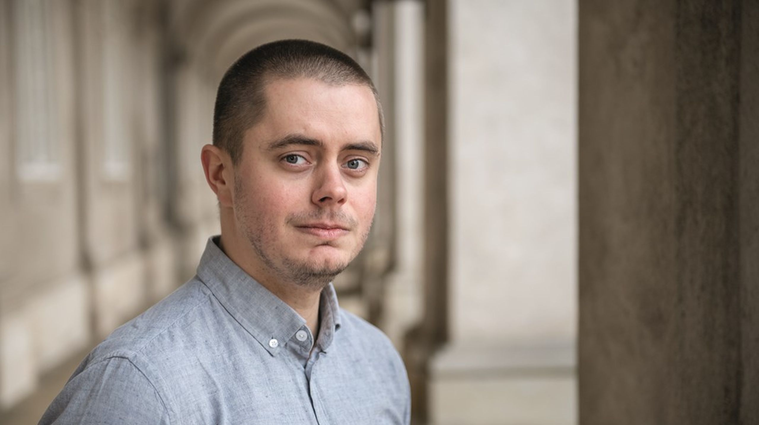 Chris Lehmann blev ansat på Altinget i 2019 som digitalredaktør, men har i de seneste år i stedet haft ansvar for dækningen af forskning og børn. Nu vender han tilbage til Digital som del af en intern rokade.